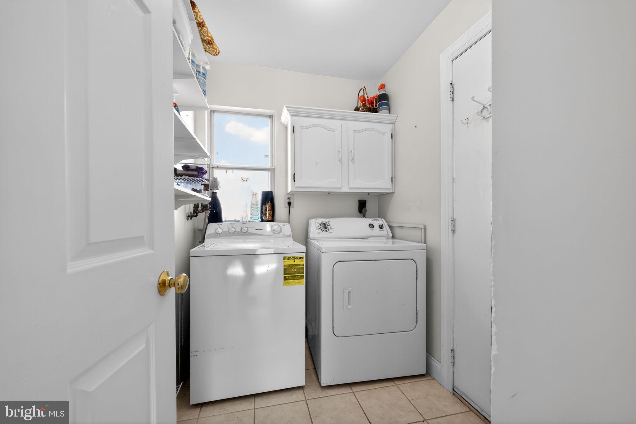 LEISURETOWNE - Residential