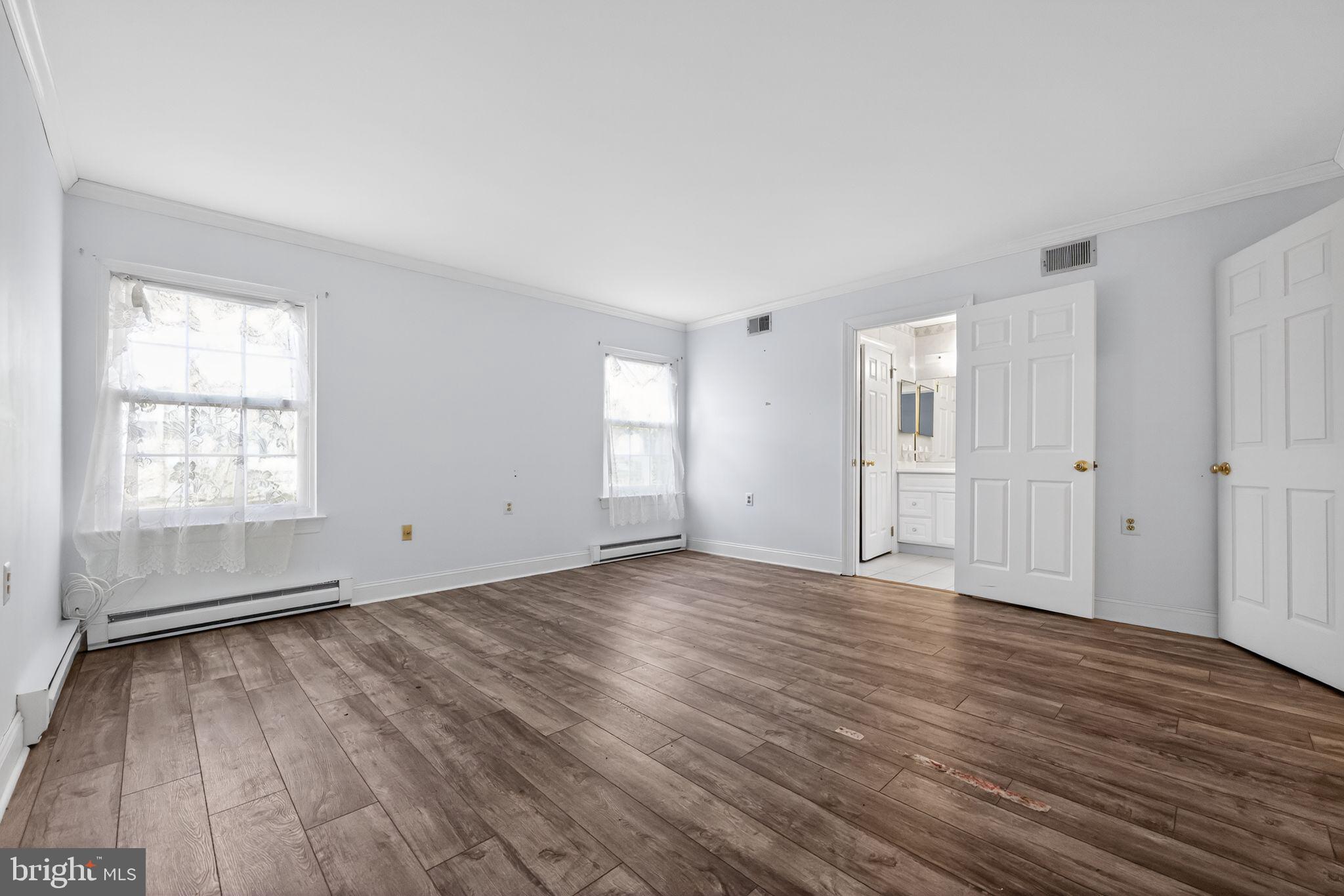 LEISURETOWNE - Residential