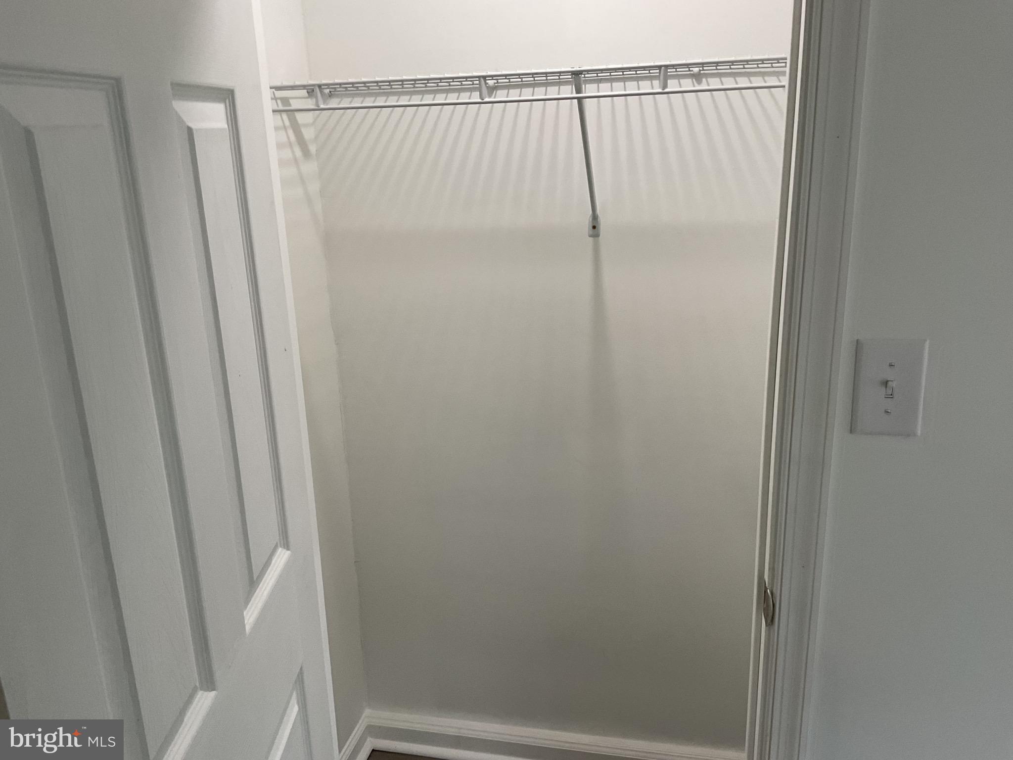 WEST YORK - Commercial Sale