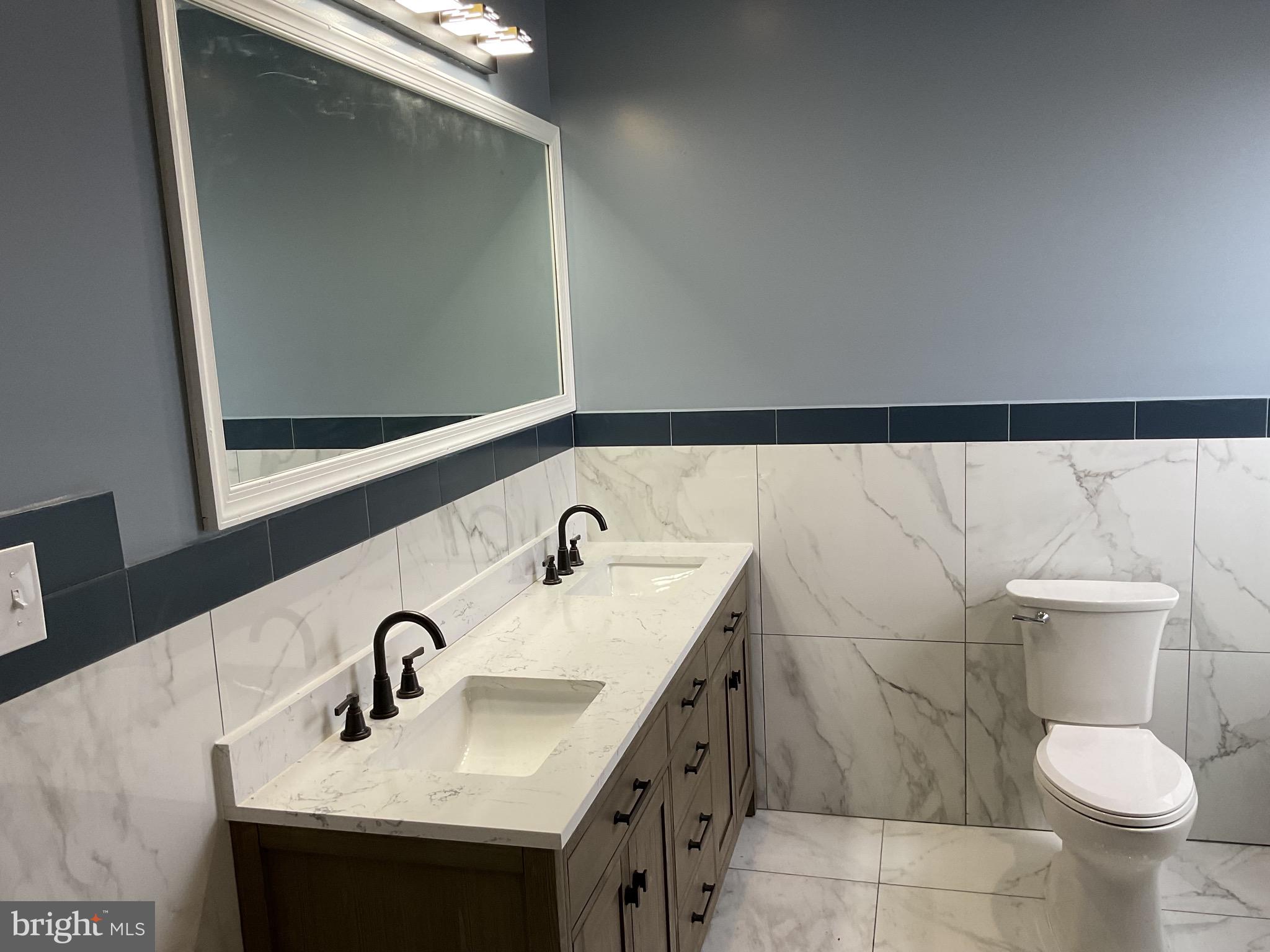 WEST YORK - Commercial Sale