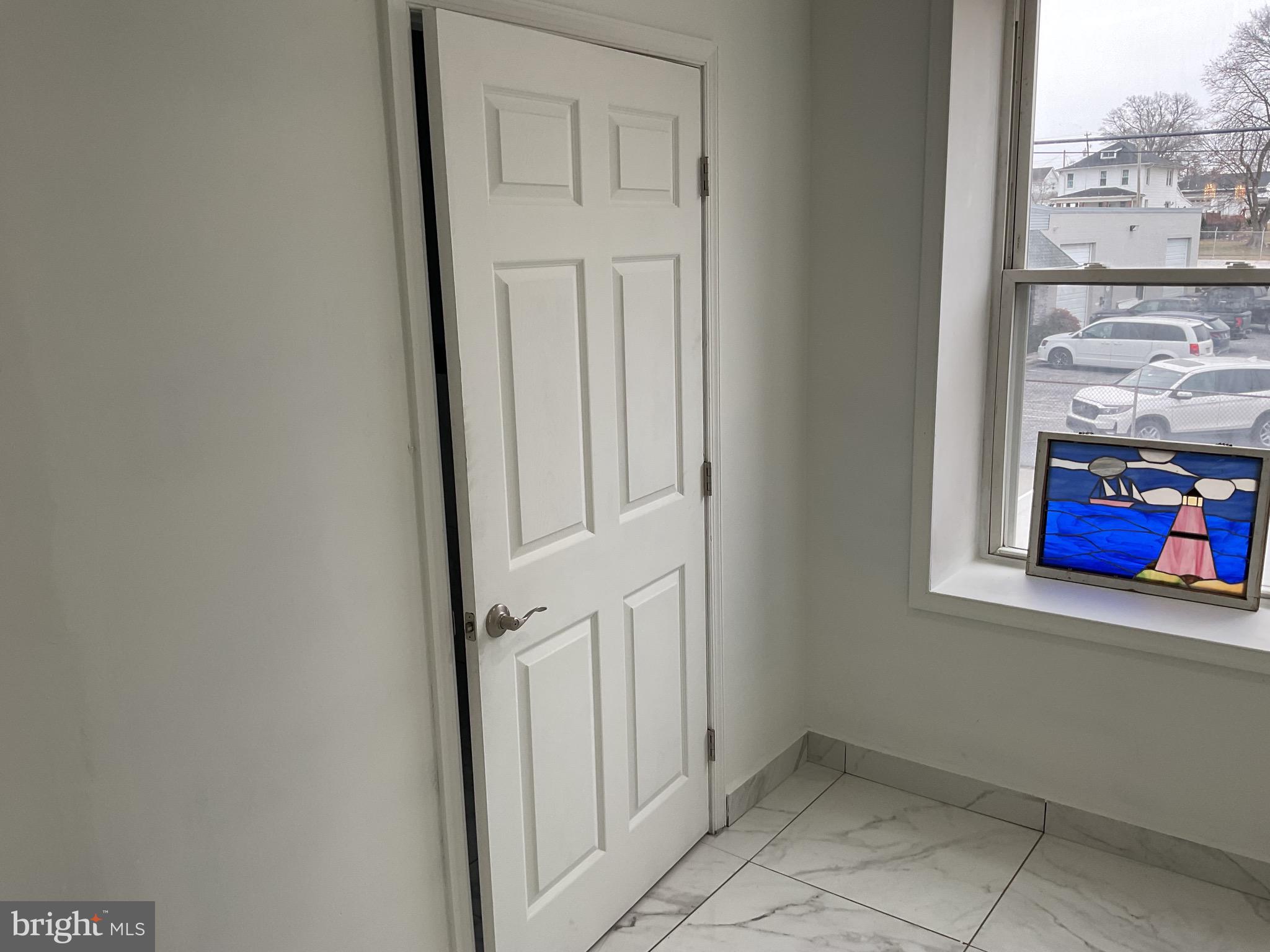 WEST YORK - Commercial Sale