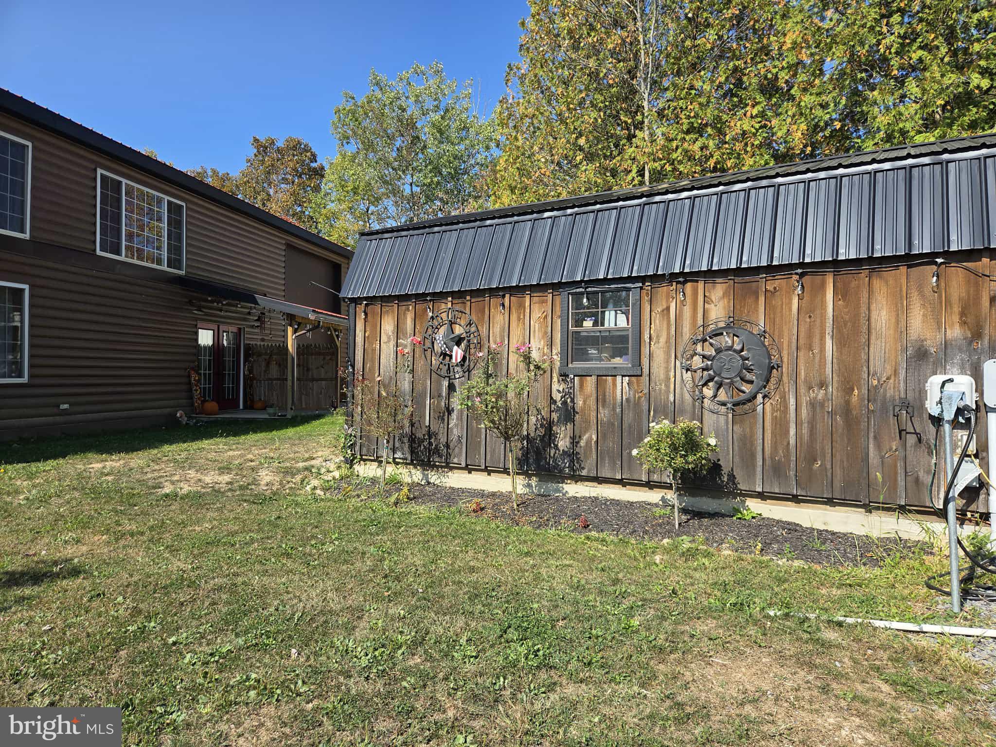 198 N HUNTER RUN ROAD