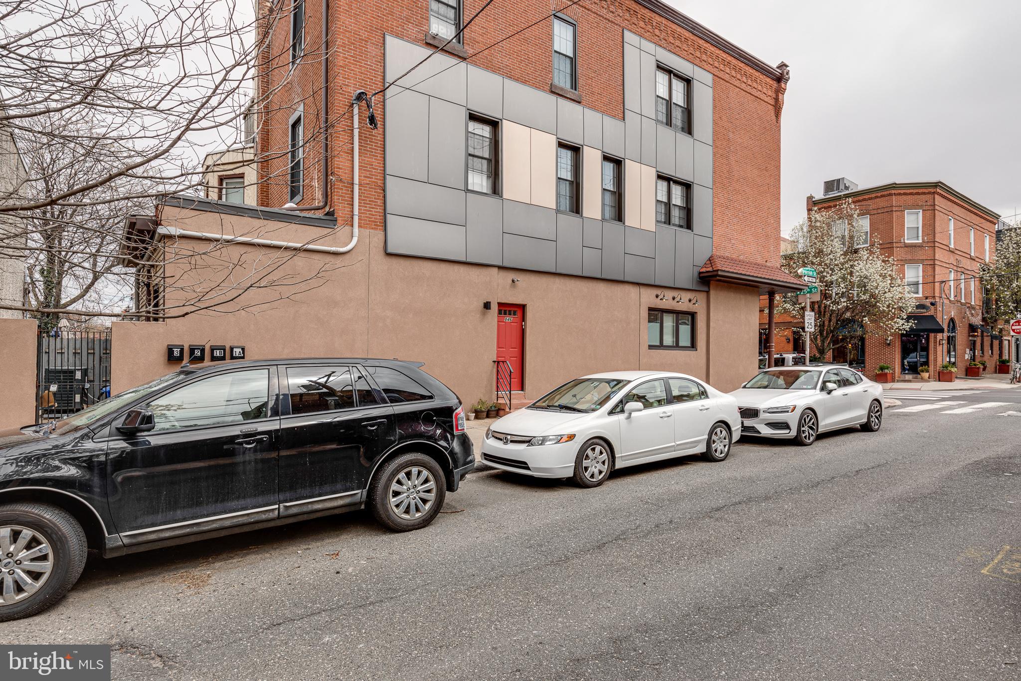 FAIRMOUNT - Commercial Sale