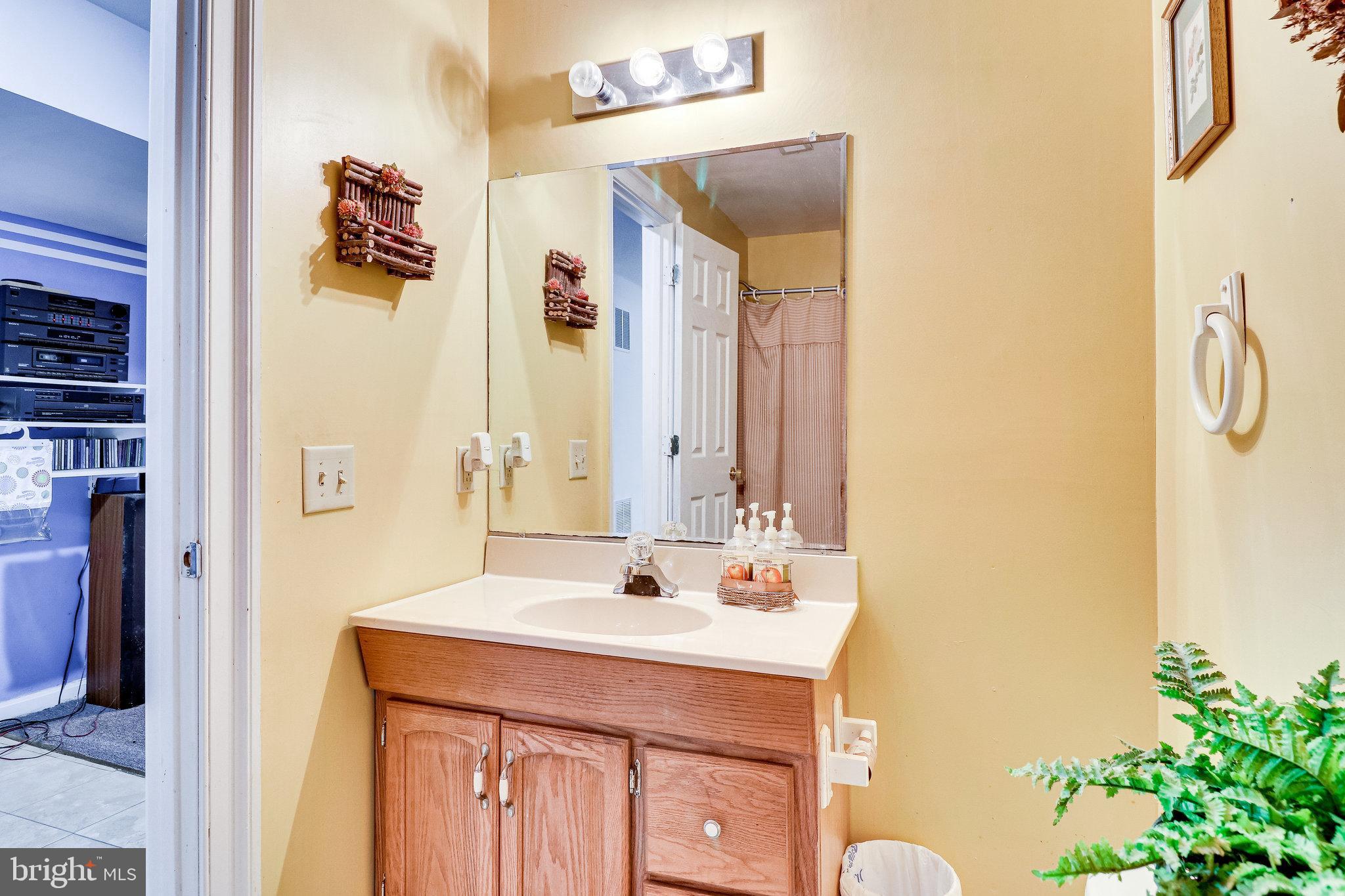 WHITE HALL FOREST PLAT 6 - Residential