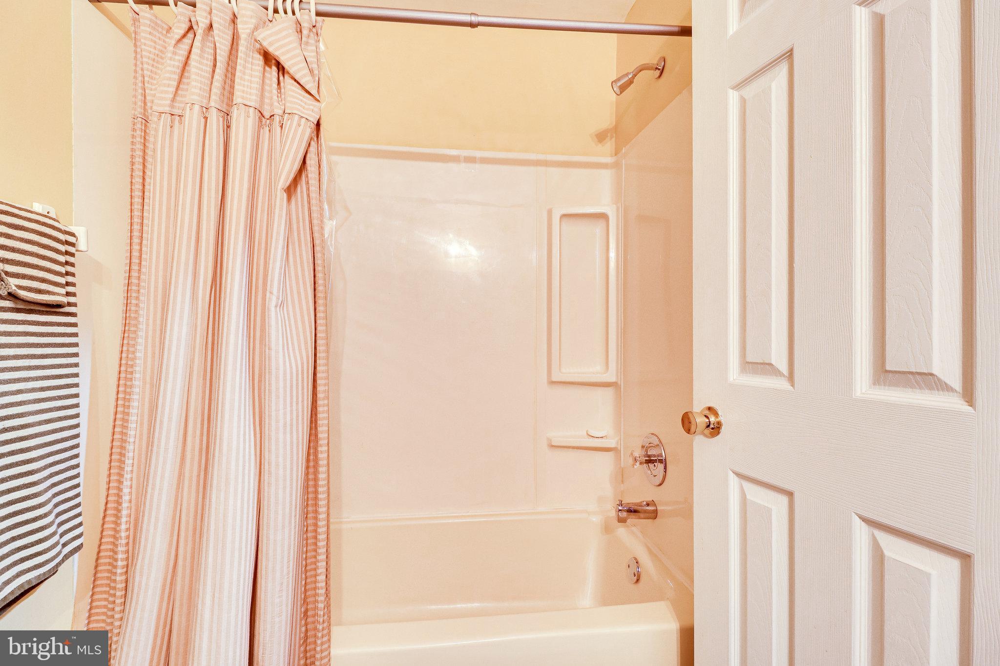 WHITE HALL FOREST PLAT 6 - Residential