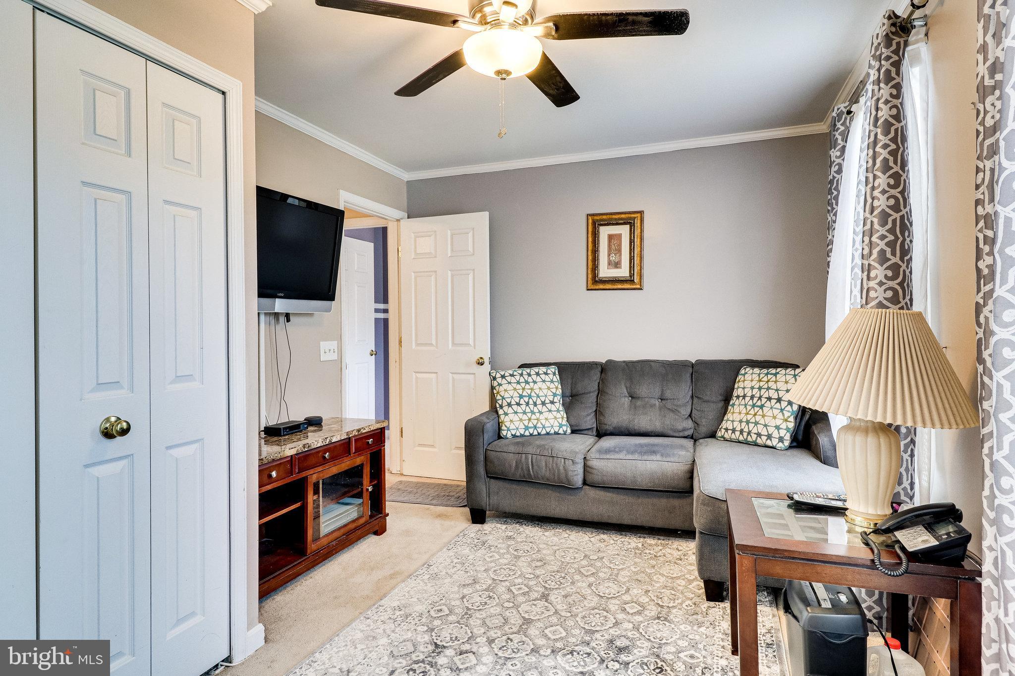 WHITE HALL FOREST PLAT 6 - Residential