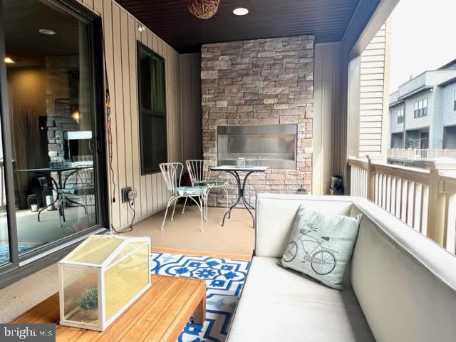 WESTMOORE AT MOOREFIELD - Residential Lease