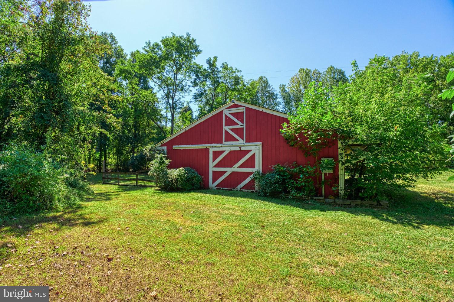 WINFIELD FARMS - Residential