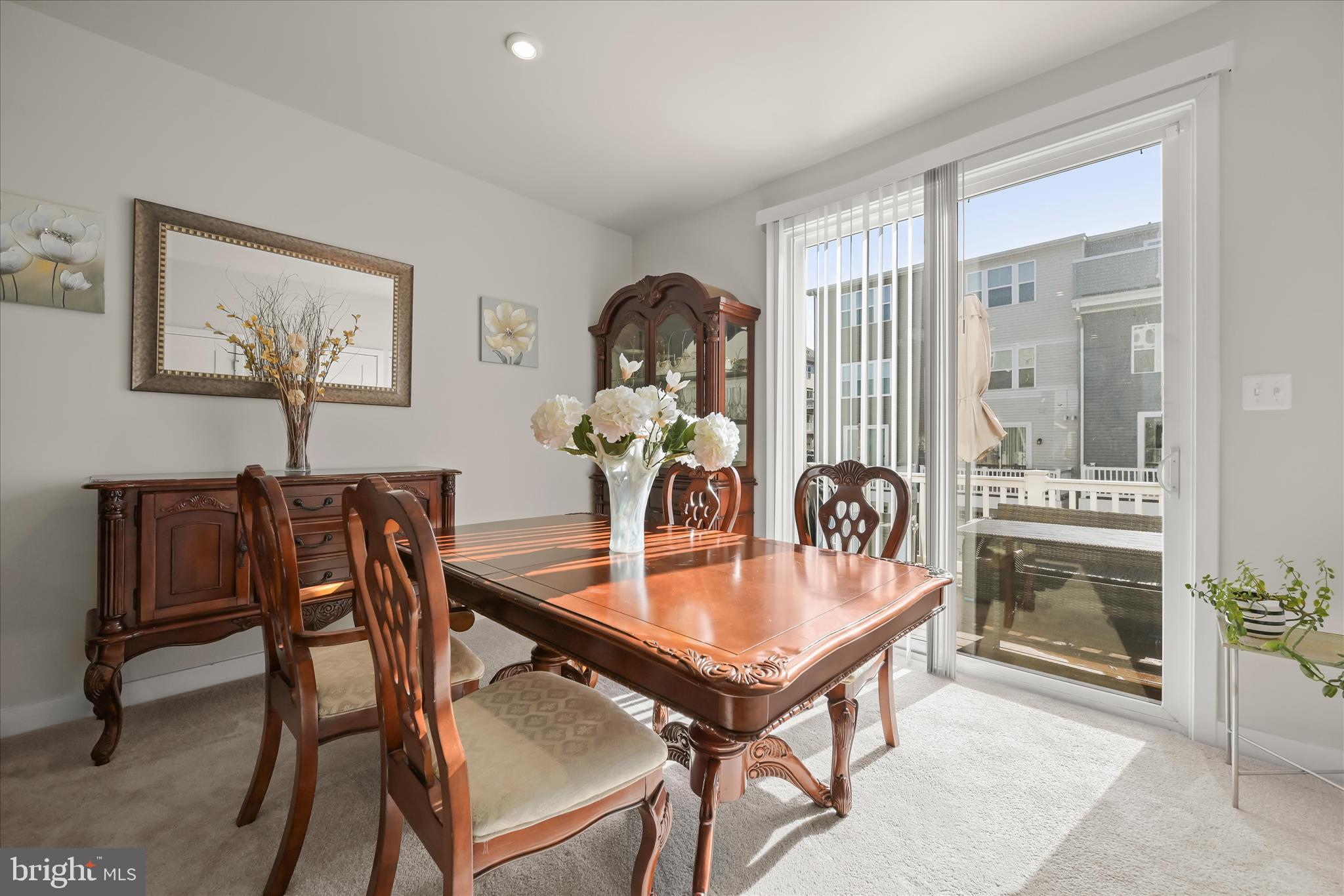 ELKRIDGE CROSSING - Residential