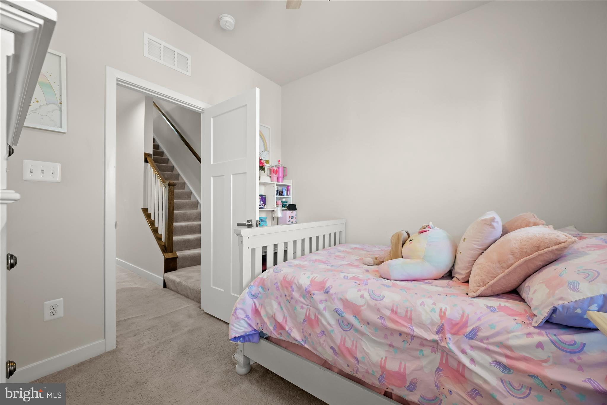 ELKRIDGE CROSSING - Residential