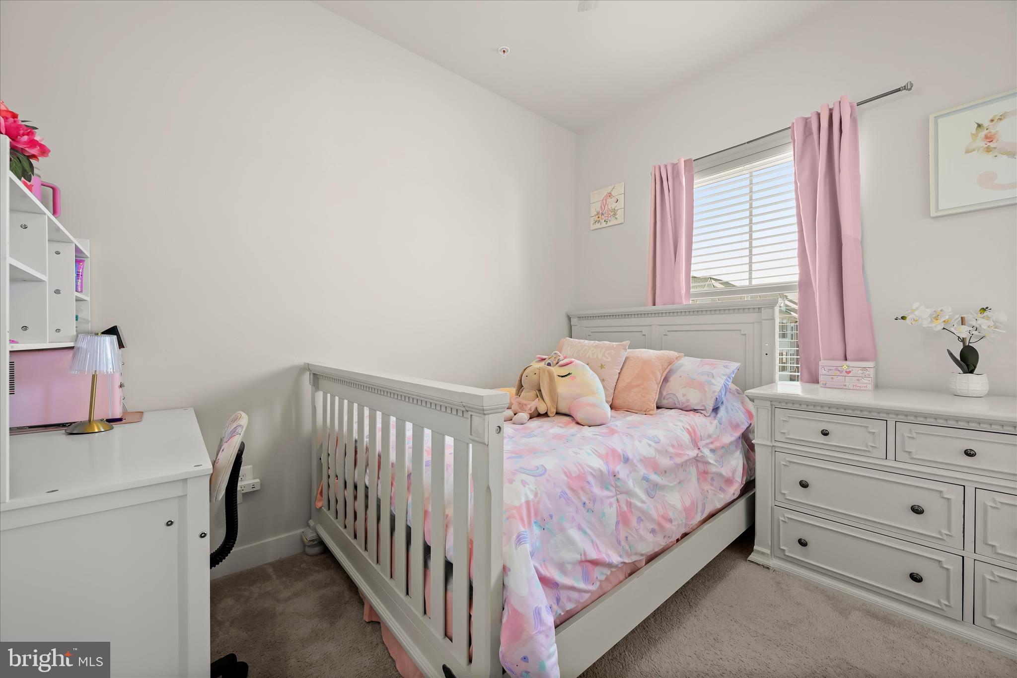 ELKRIDGE CROSSING - Residential