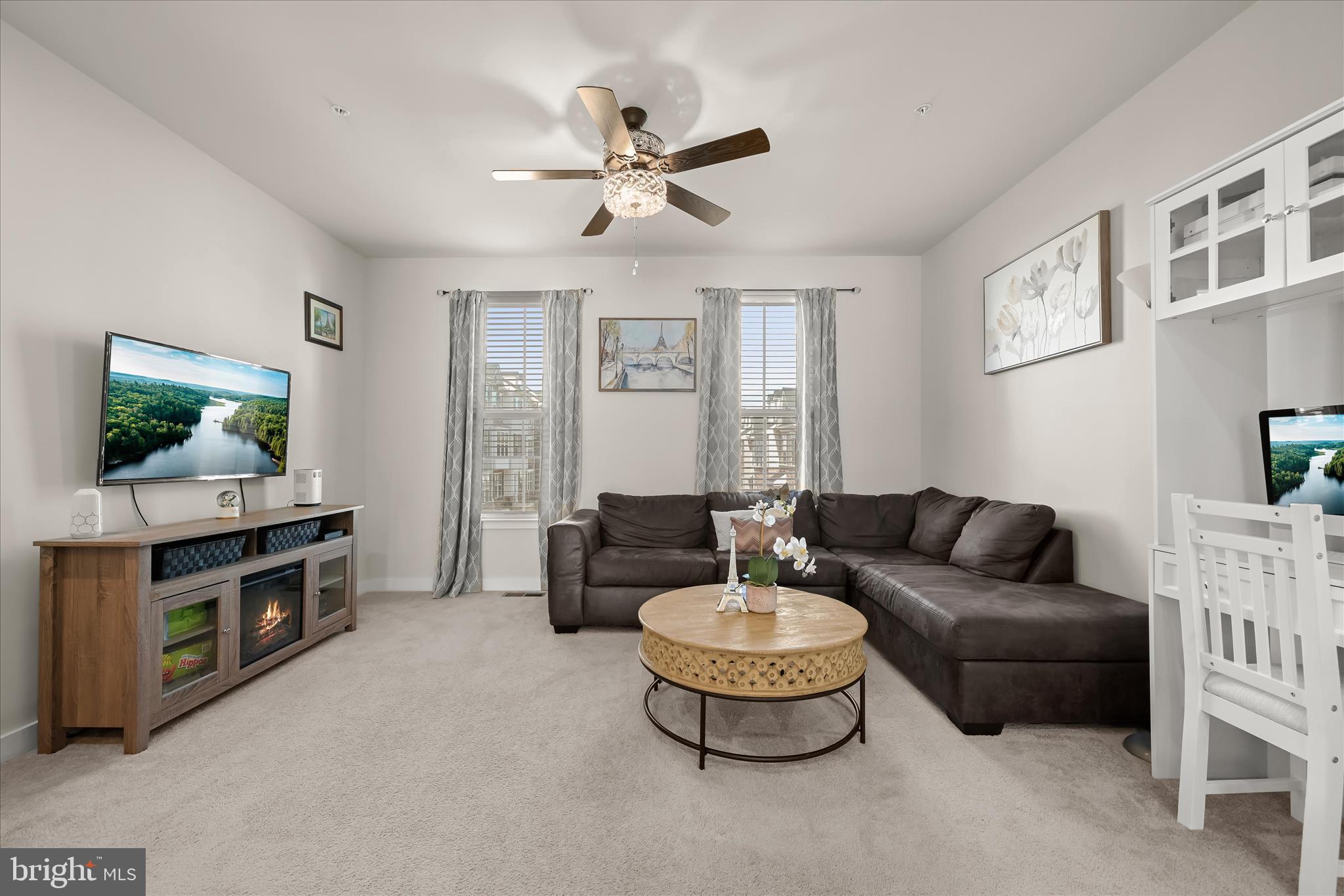 ELKRIDGE CROSSING - Residential