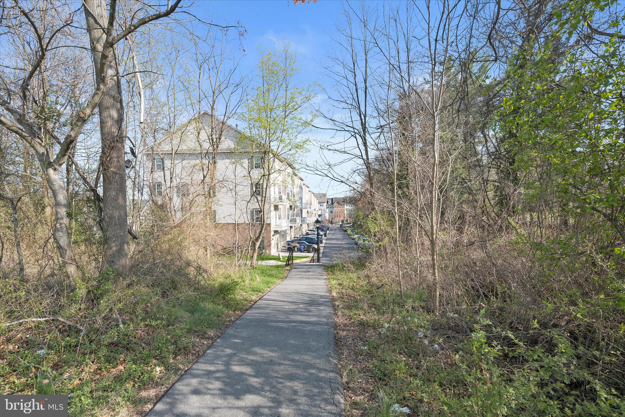 ELKRIDGE CROSSING - Residential