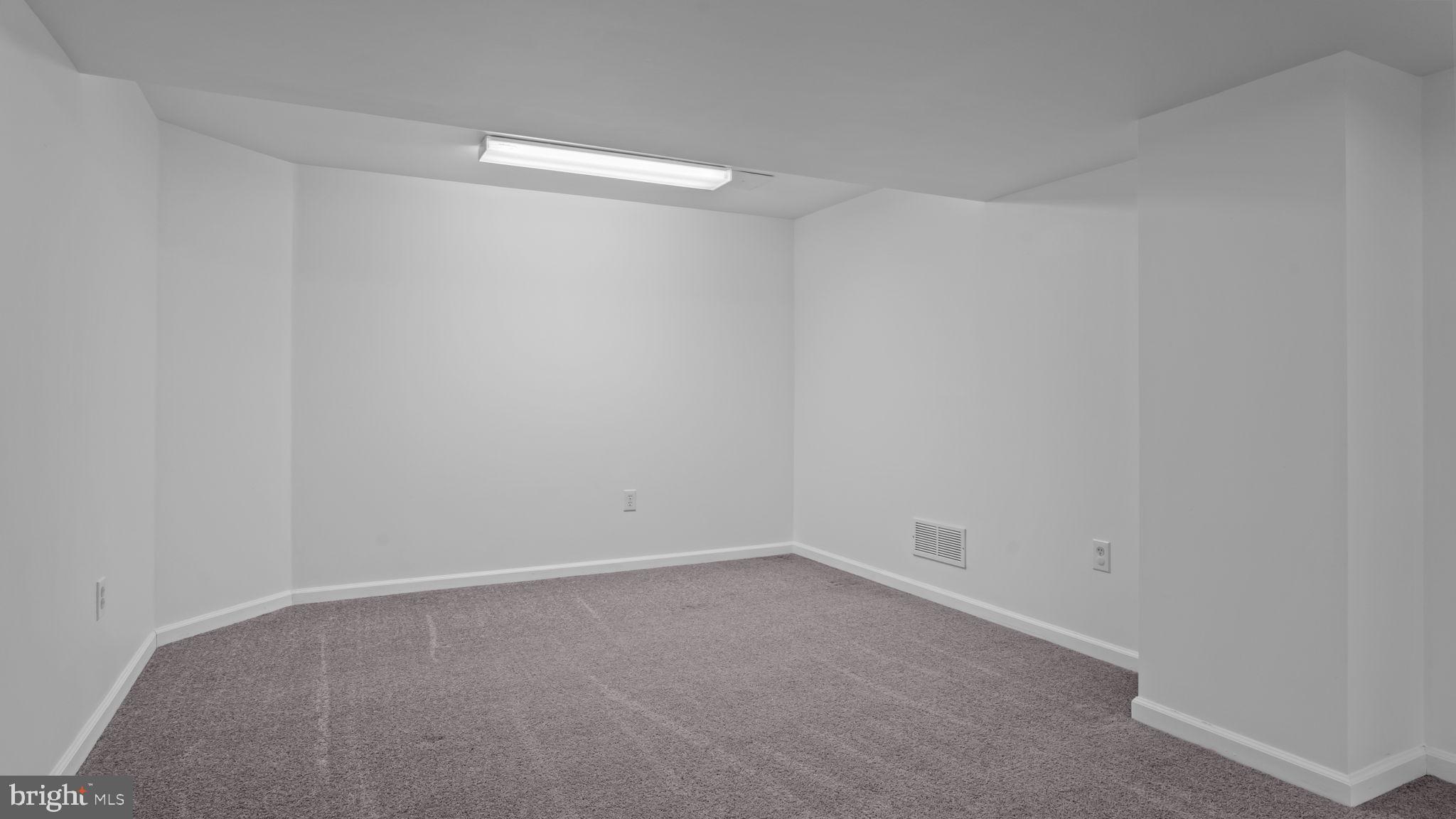 CHANCELLOR GLEN - Residential