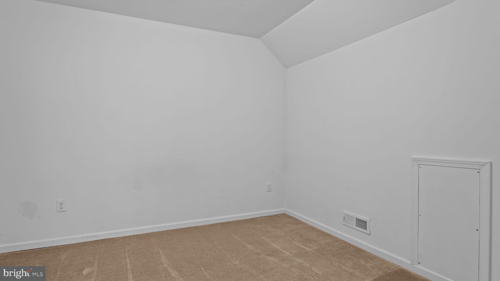 CHANCELLOR GLEN - Residential