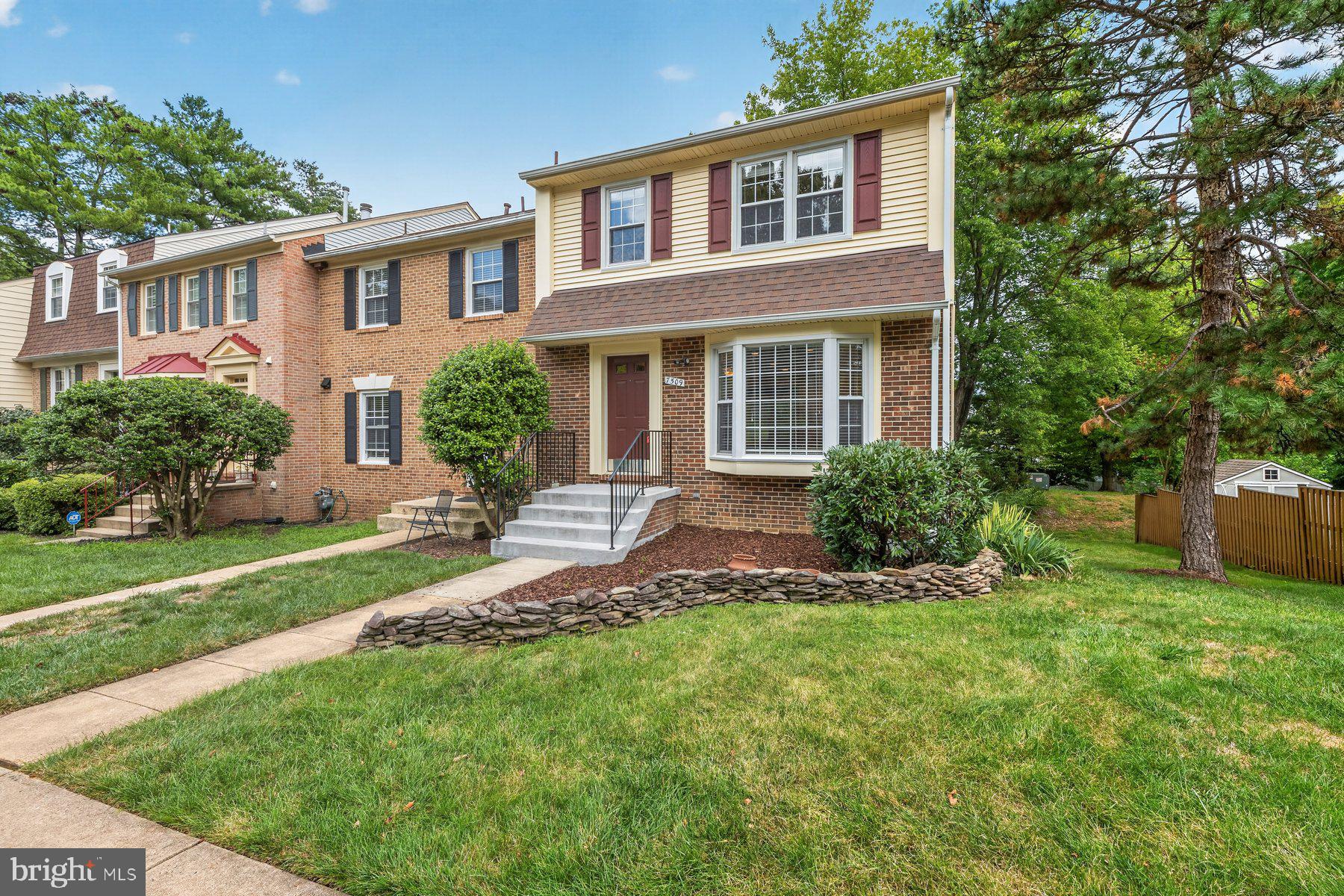 7509 AMESBURY COURT