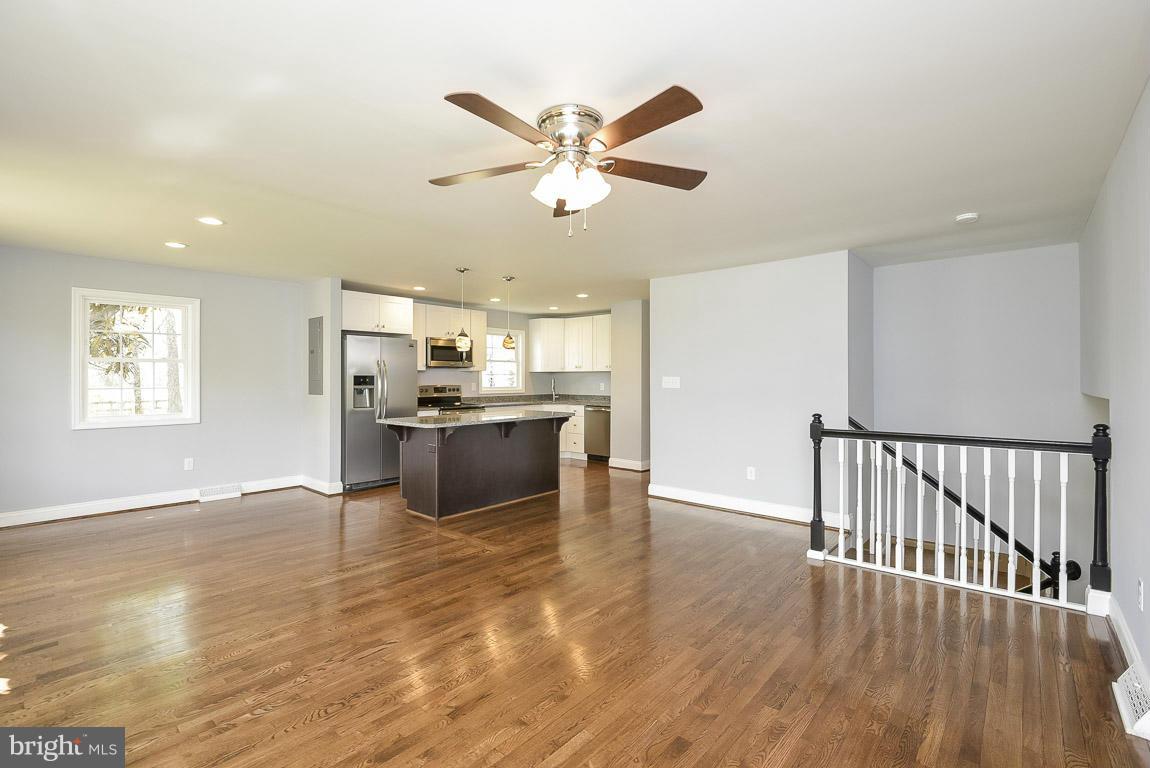 PEACOCK MANOR - Residential