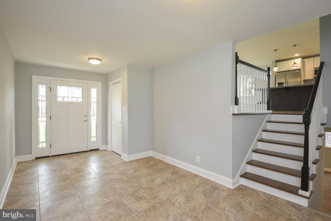 PEACOCK MANOR - Residential