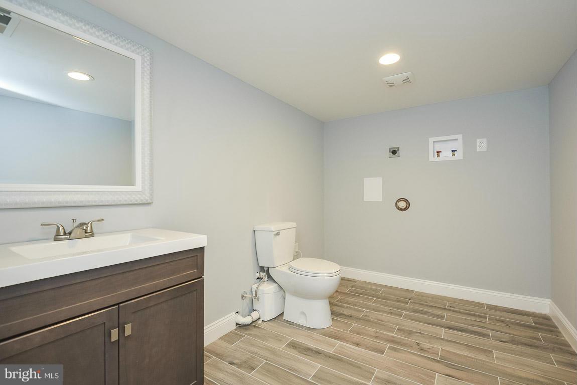 PEACOCK MANOR - Residential