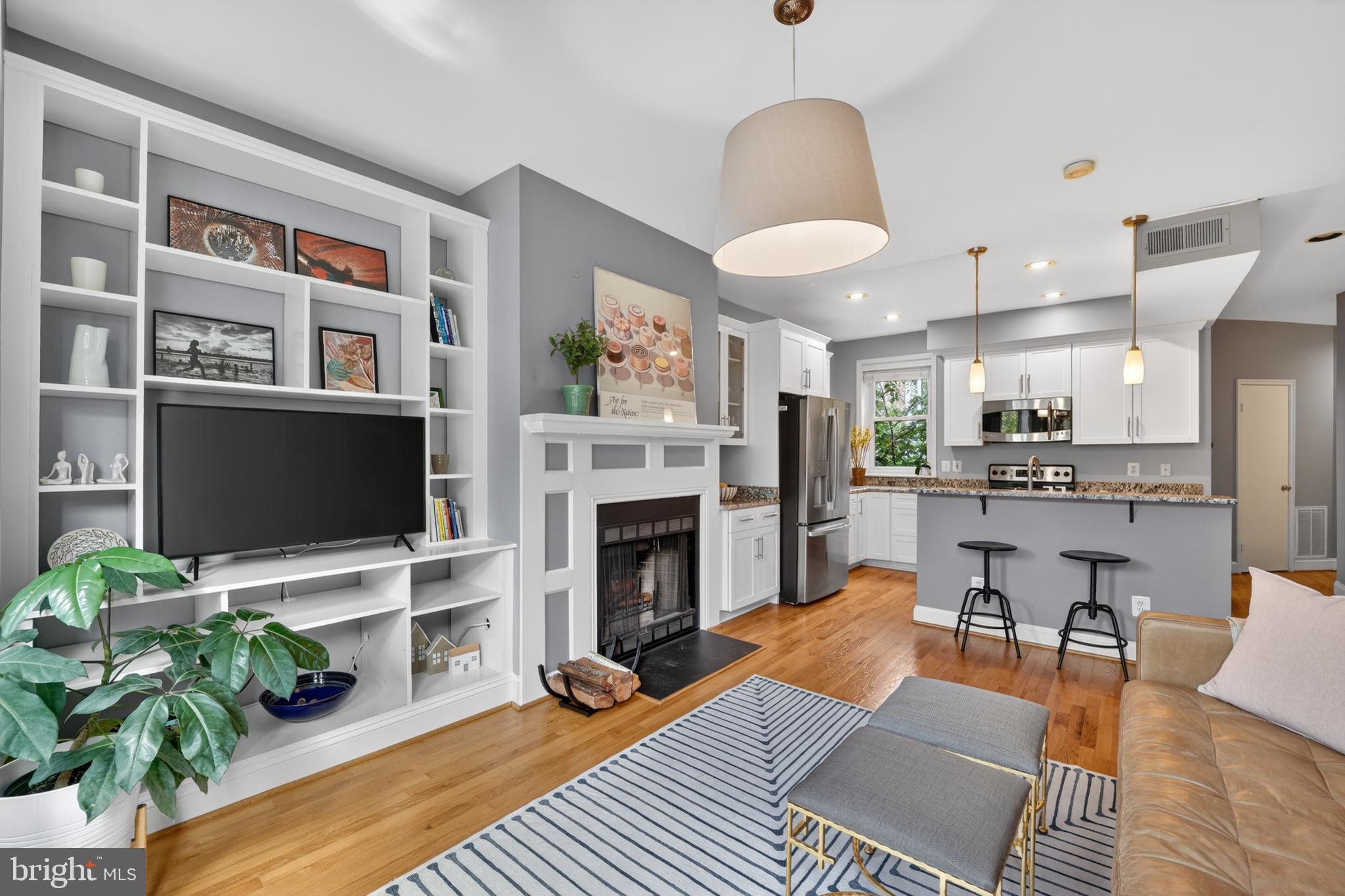 719 5TH STREET NE 3