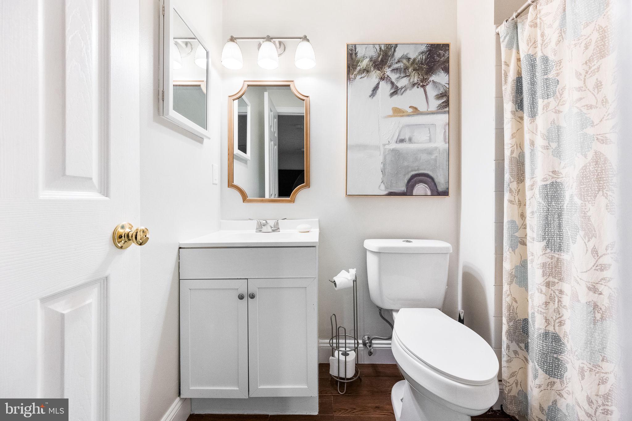 ASHBURN FARM - Residential