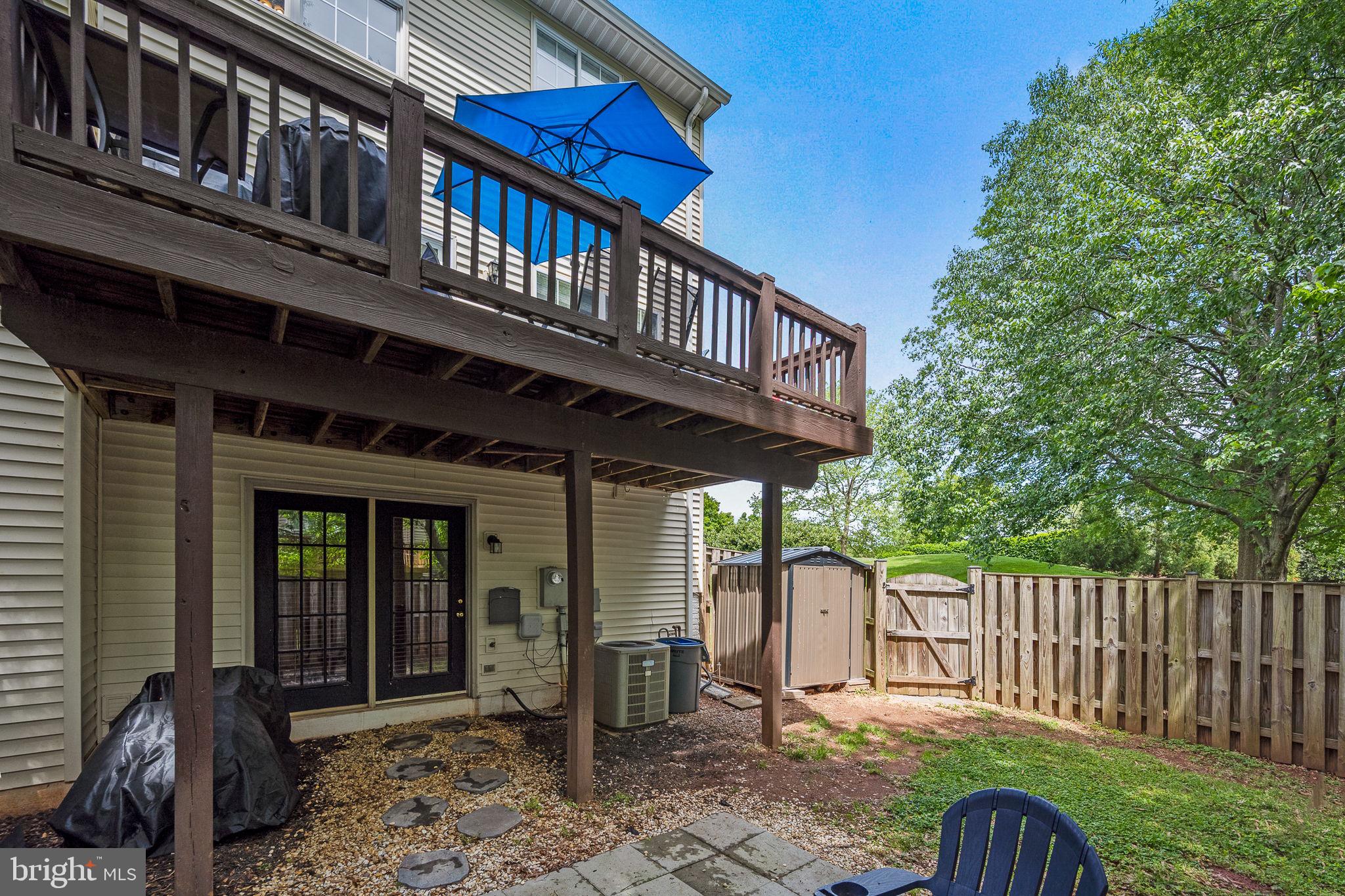 ASHBURN FARM - Residential