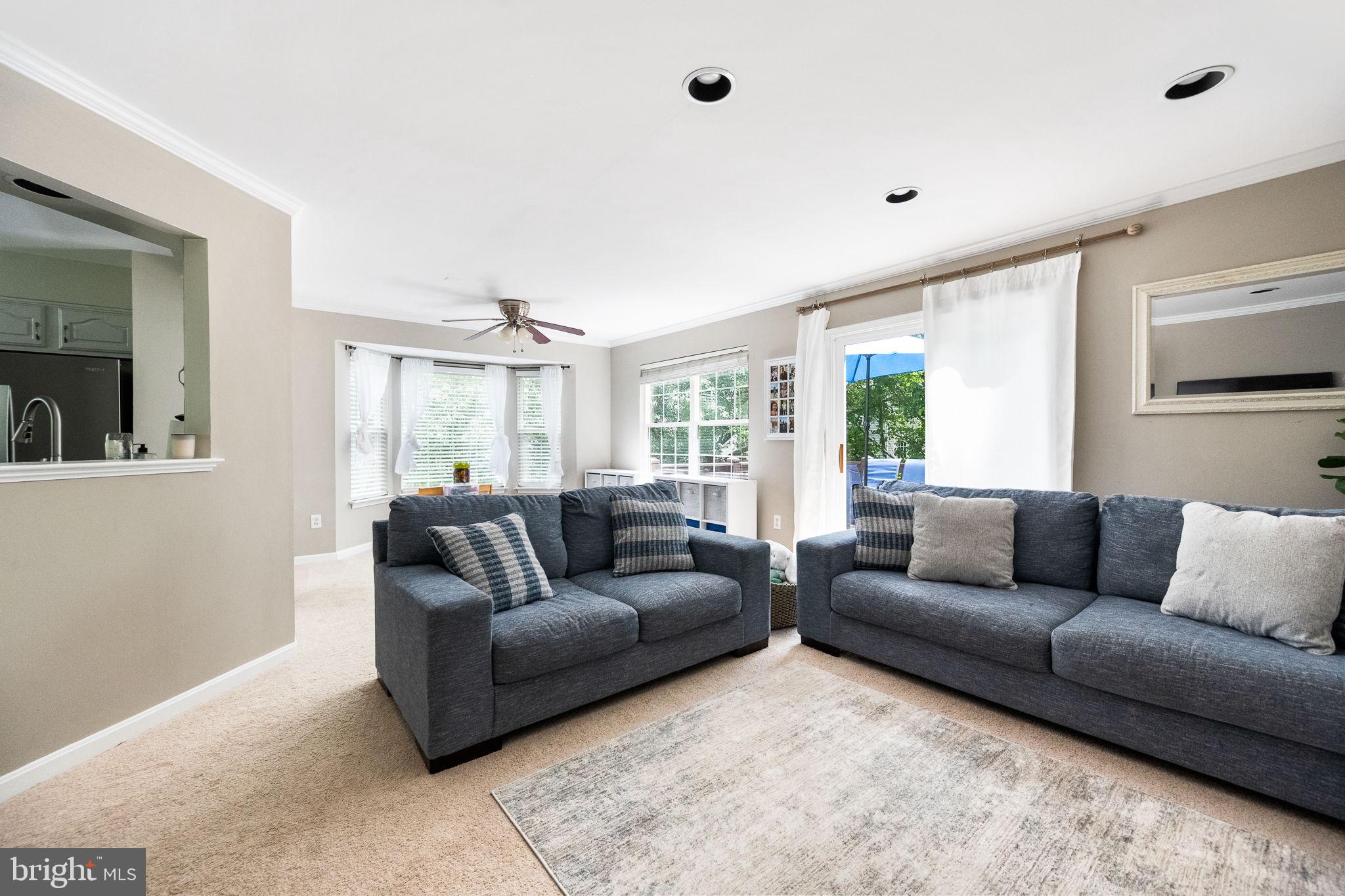 ASHBURN FARM - Residential