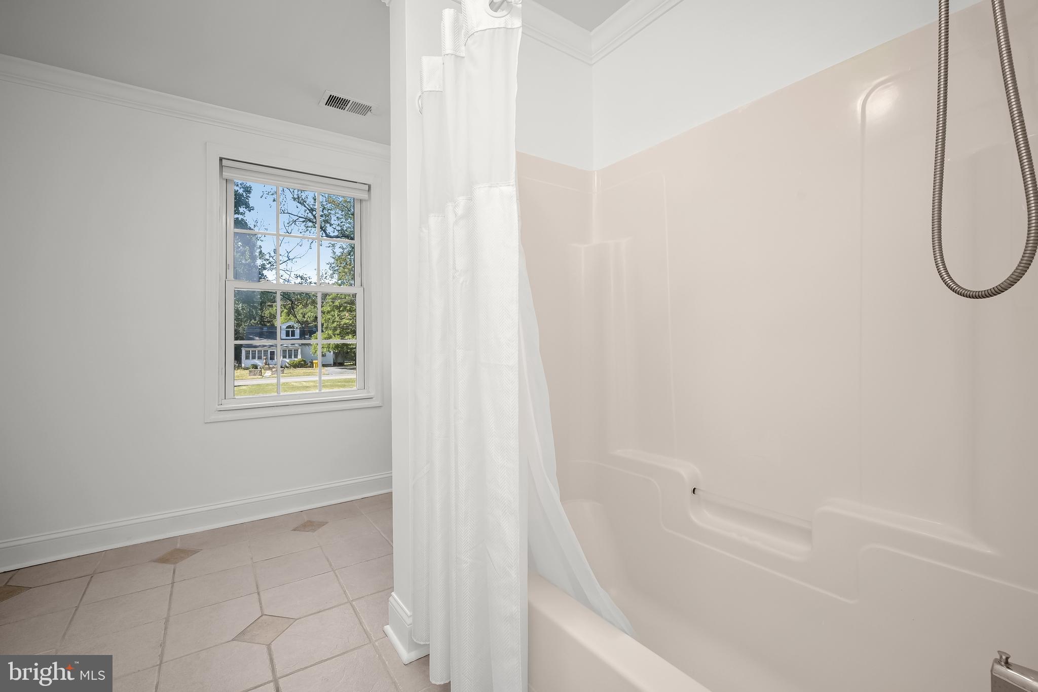 REGULARS - Residential