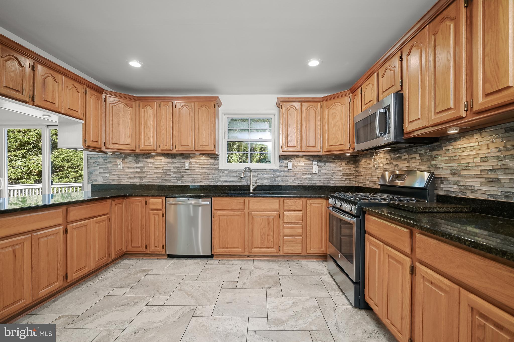 REGULARS - Residential