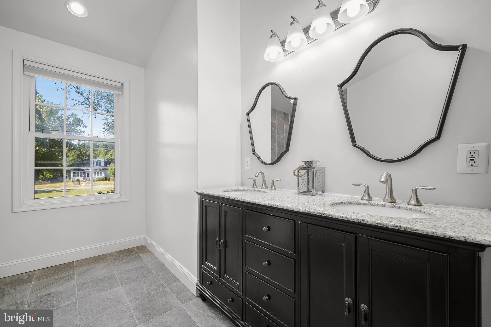 REGULARS - Residential