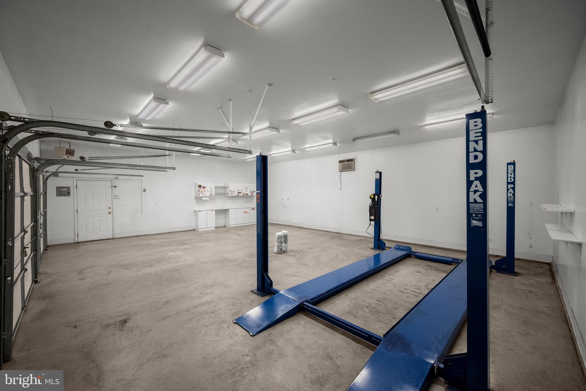 REGULARS - Residential