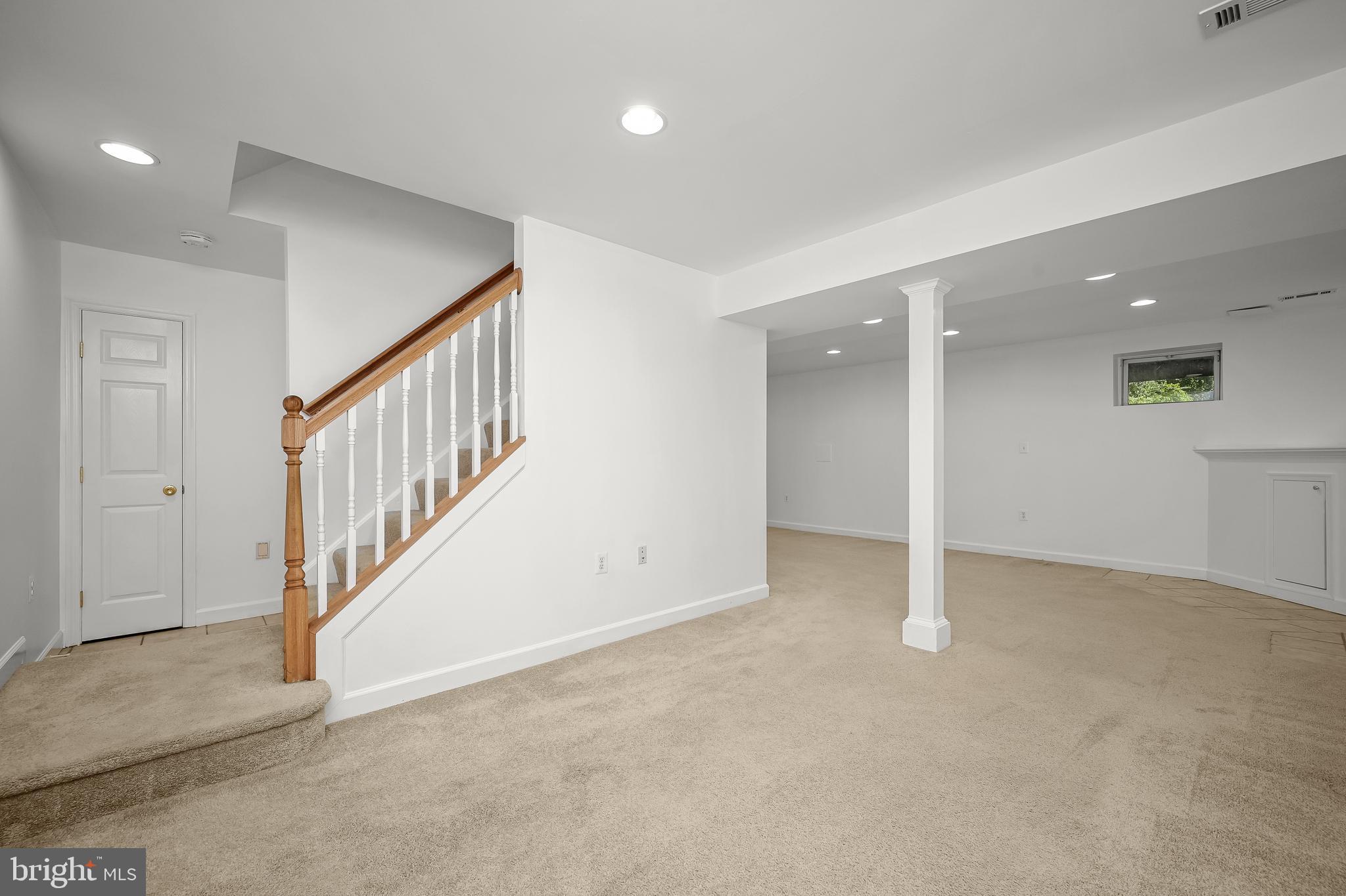 REGULARS - Residential