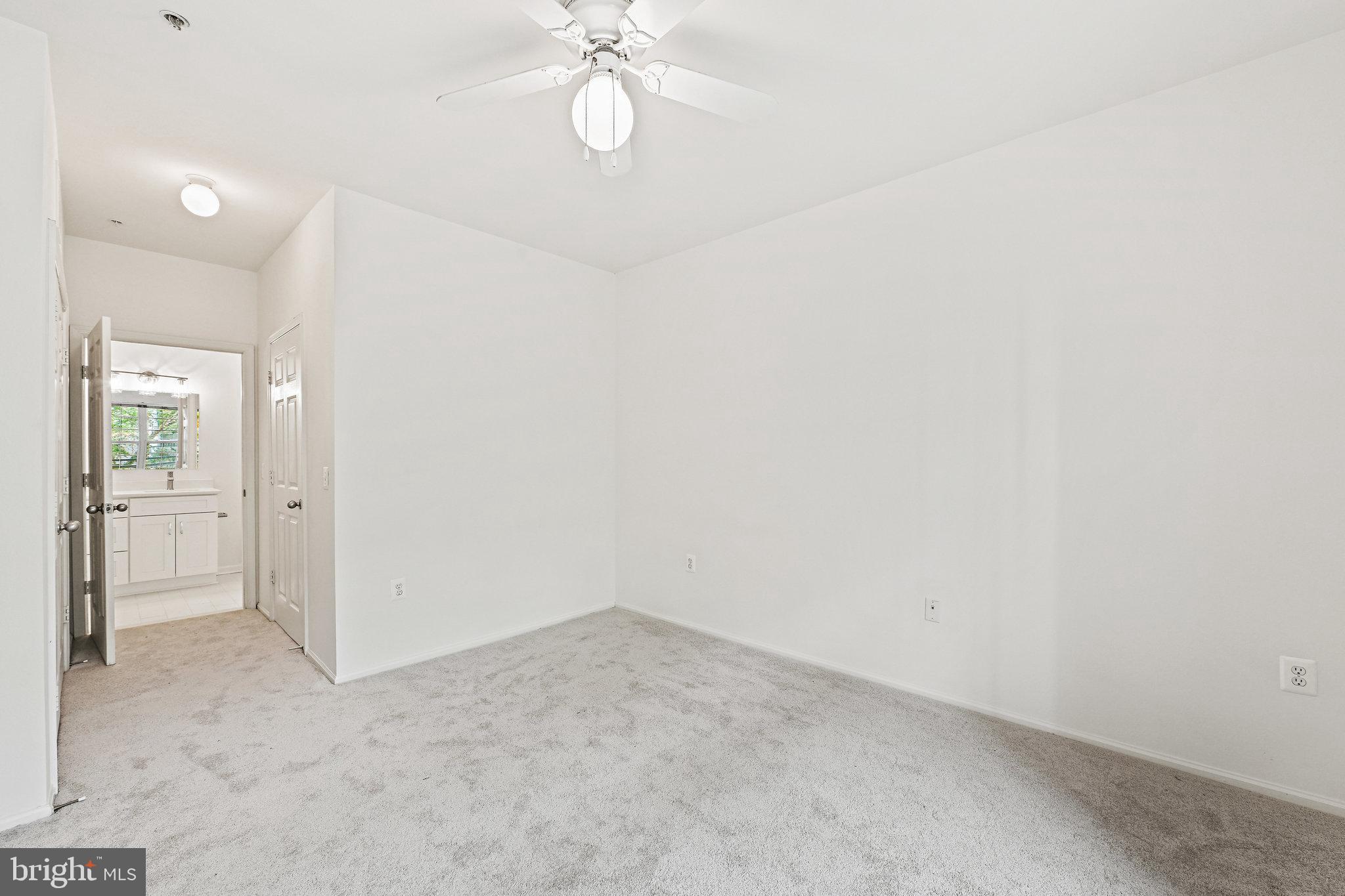 HIGH POINT AT JEFFERSON PARK - Residential