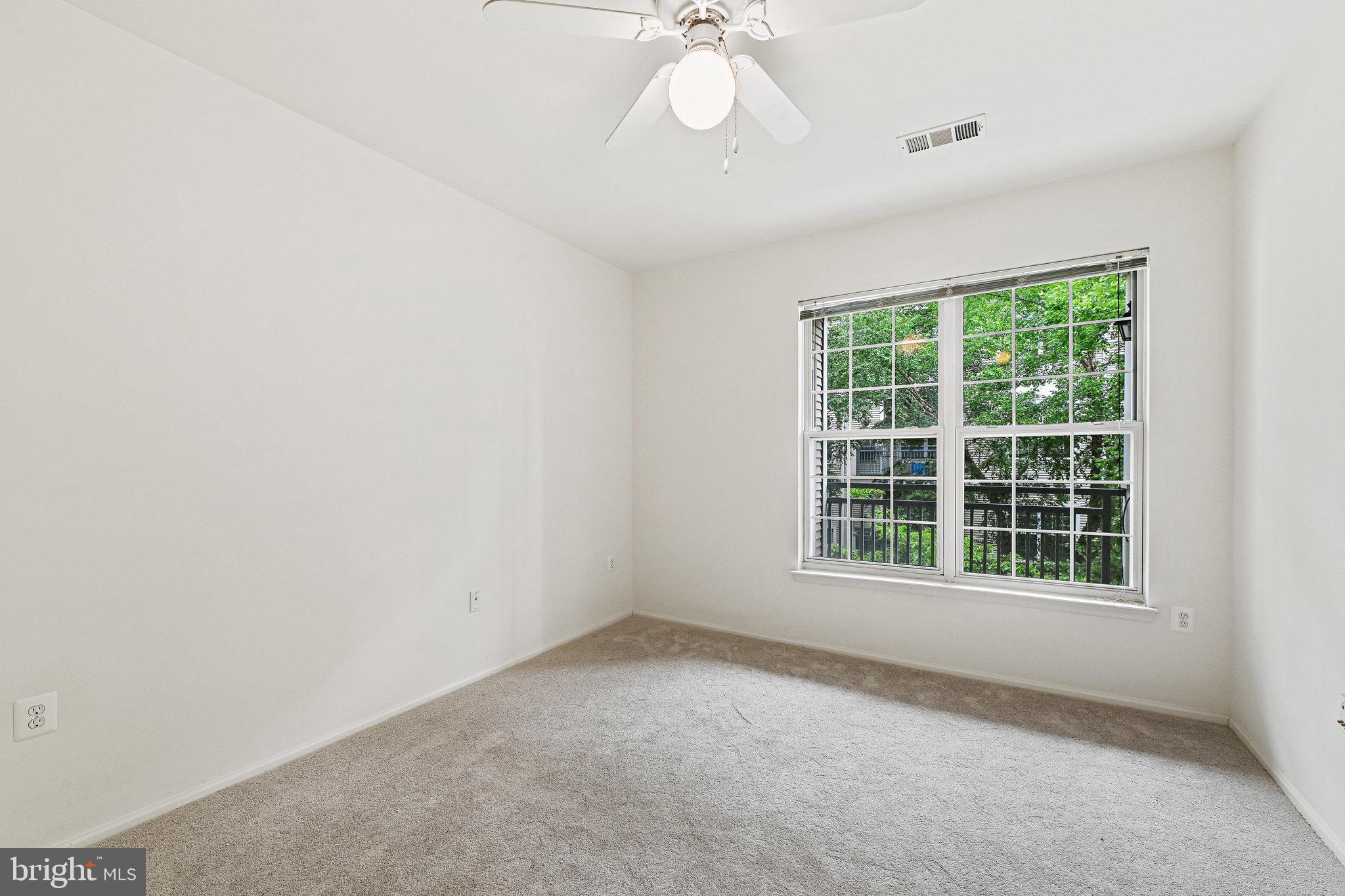 HIGH POINT AT JEFFERSON PARK - Residential