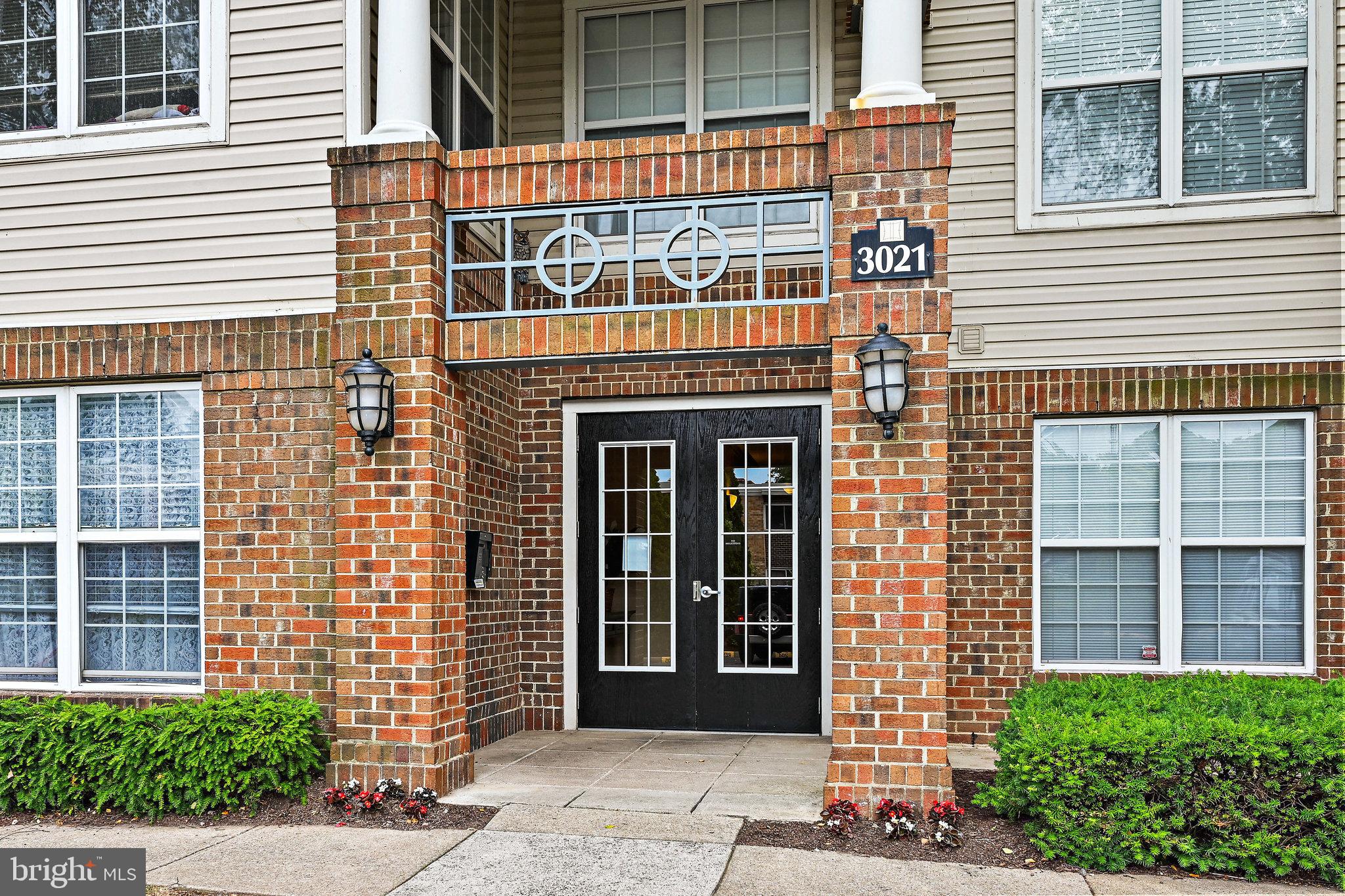 HIGH POINT AT JEFFERSON PARK - Residential