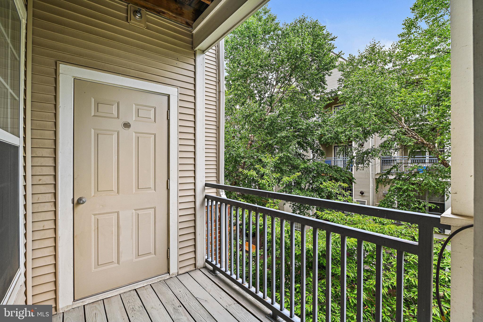 HIGH POINT AT JEFFERSON PARK - Residential