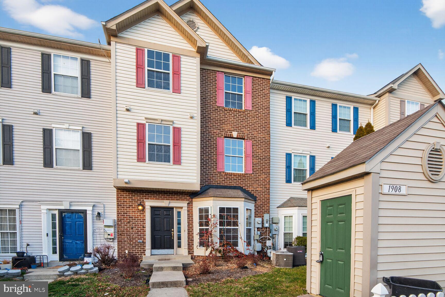 SEVEN OAKS - Residential Lease