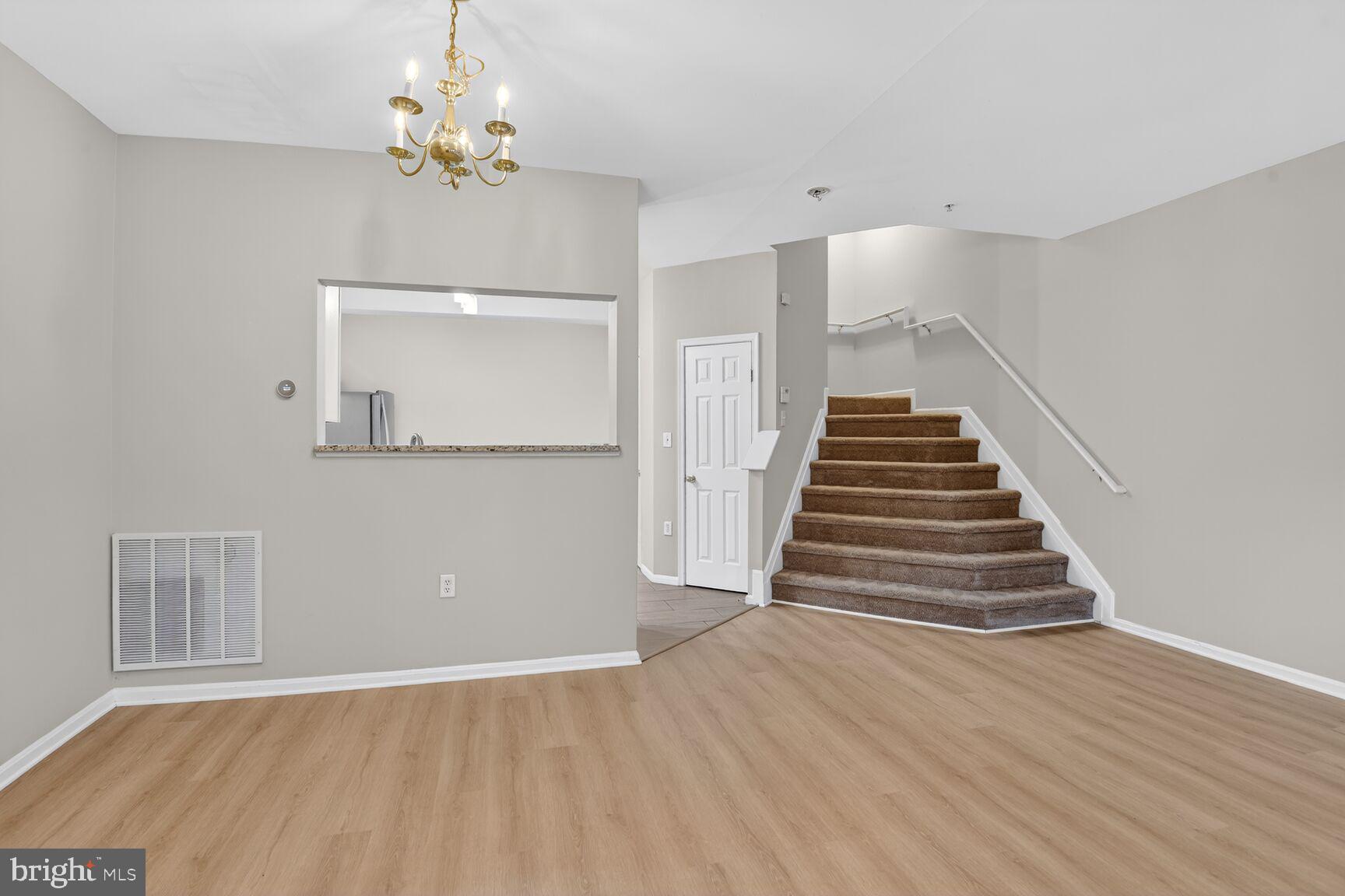 SEVEN OAKS - Residential Lease