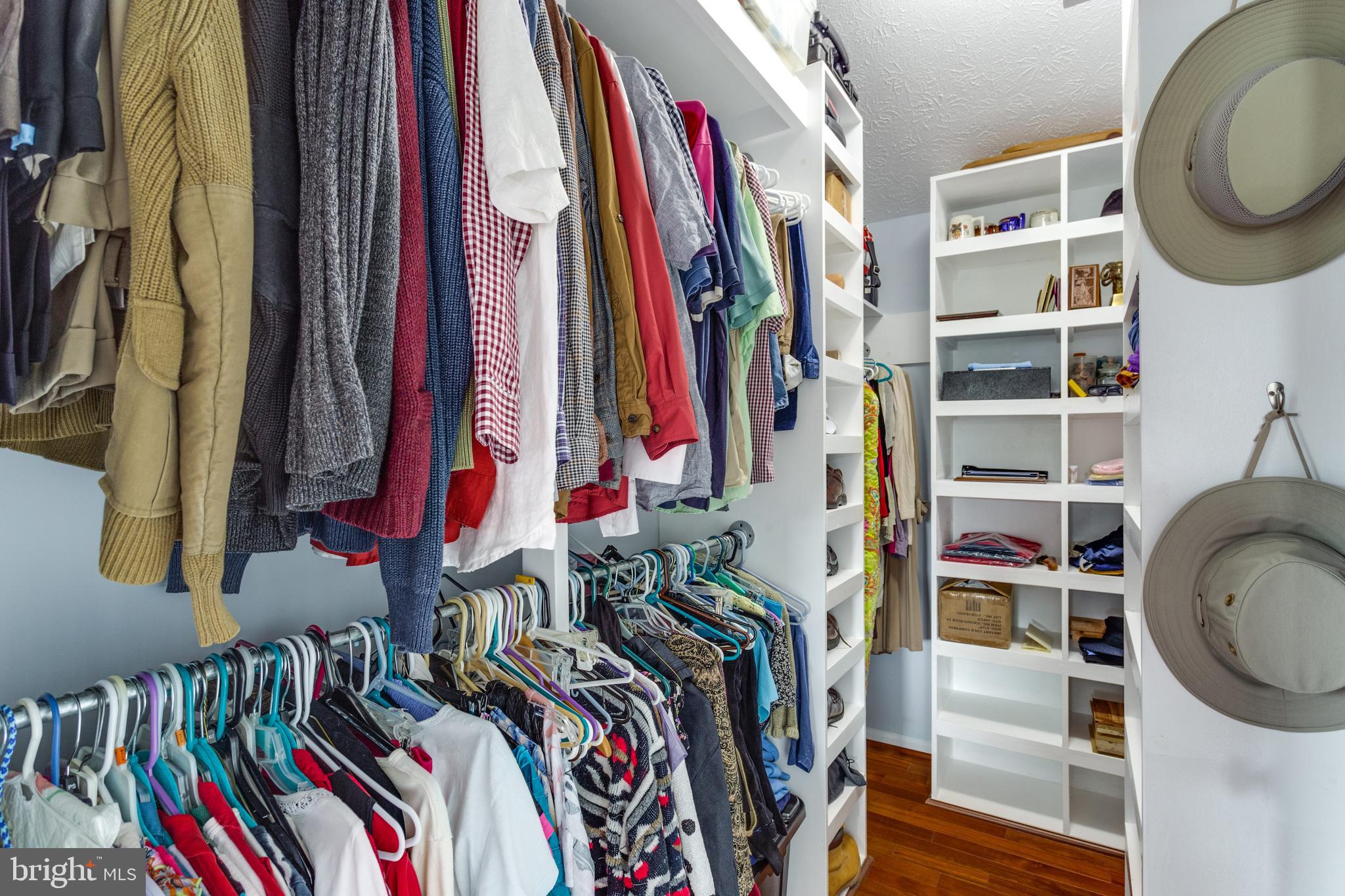 ASHFORD - Residential