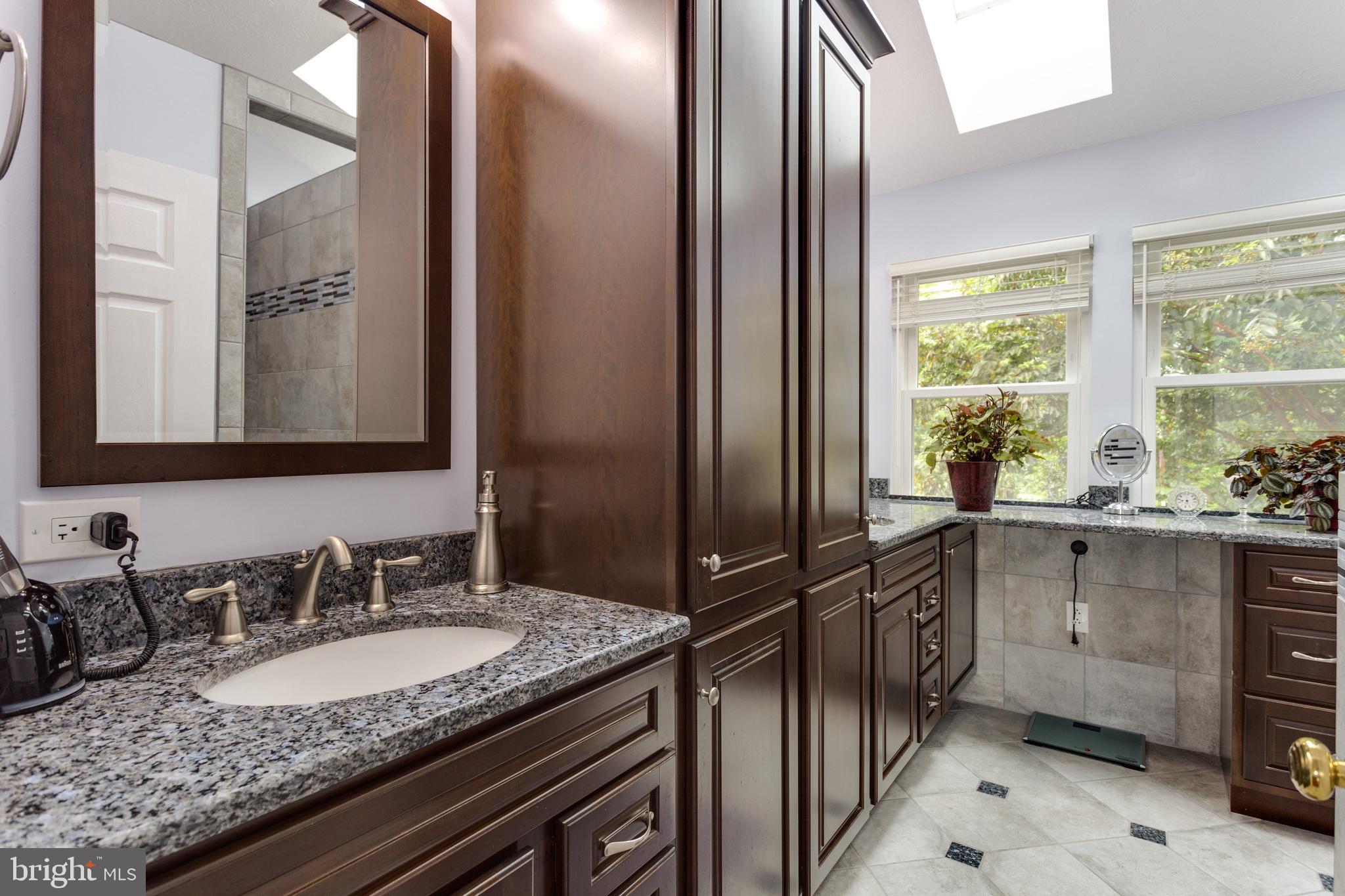 ASHFORD - Residential