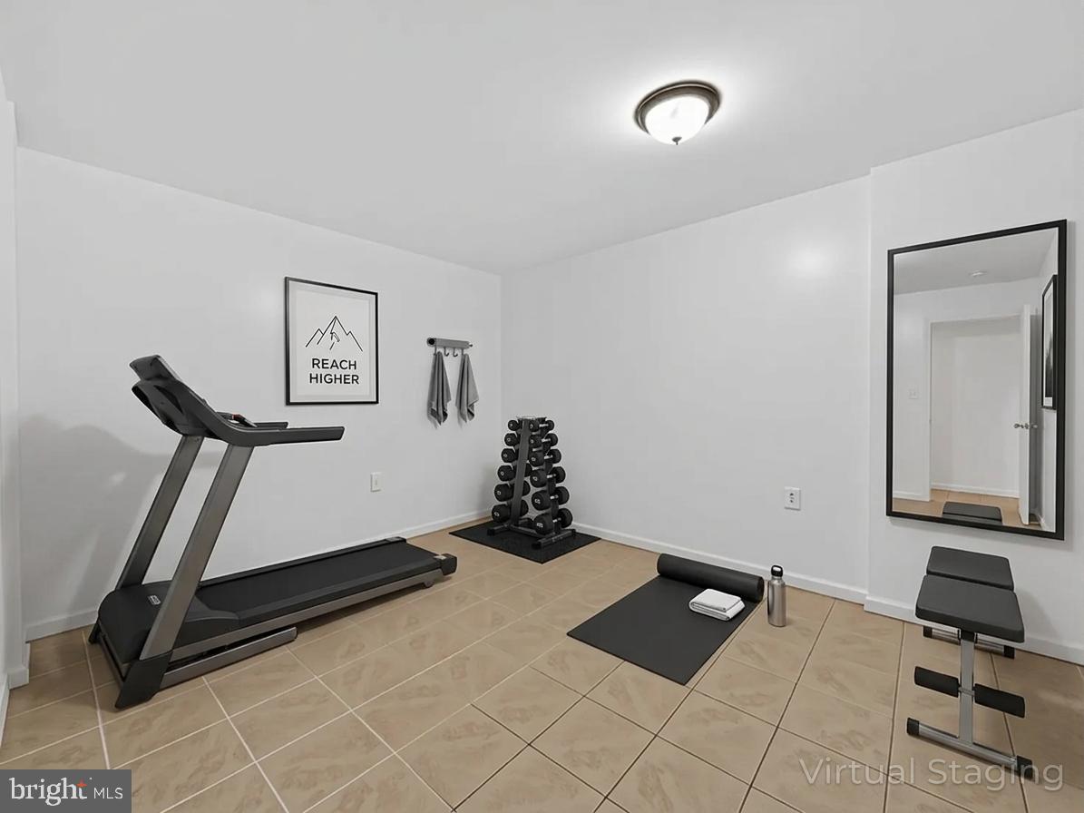 GREENFIELD FARM - Residential