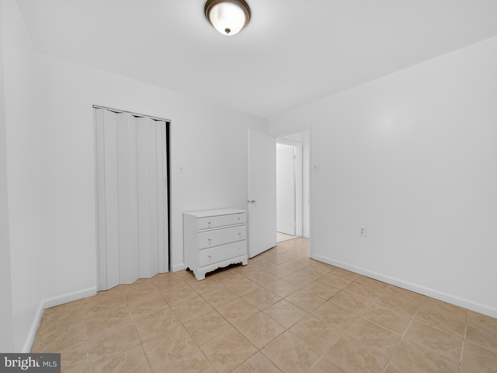 GREENFIELD FARM - Residential