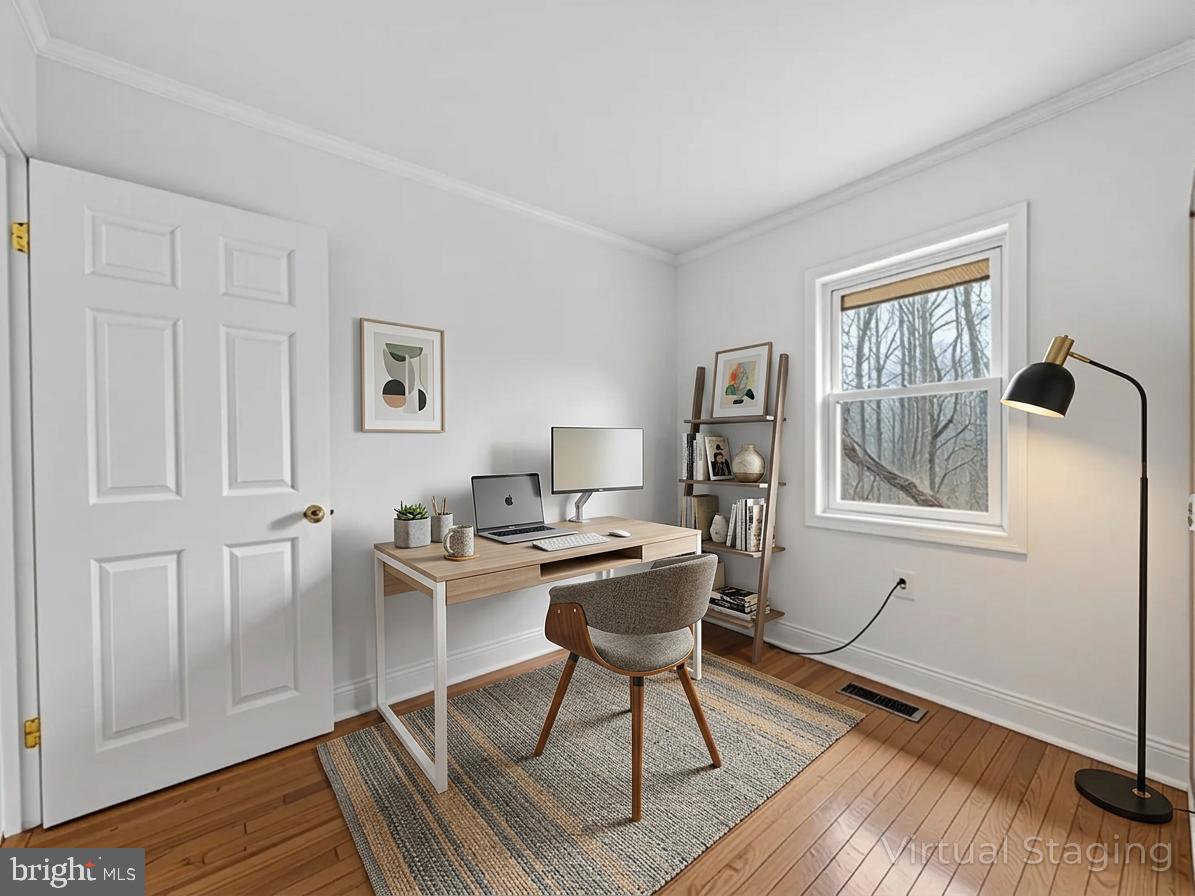 GREENFIELD FARM - Residential