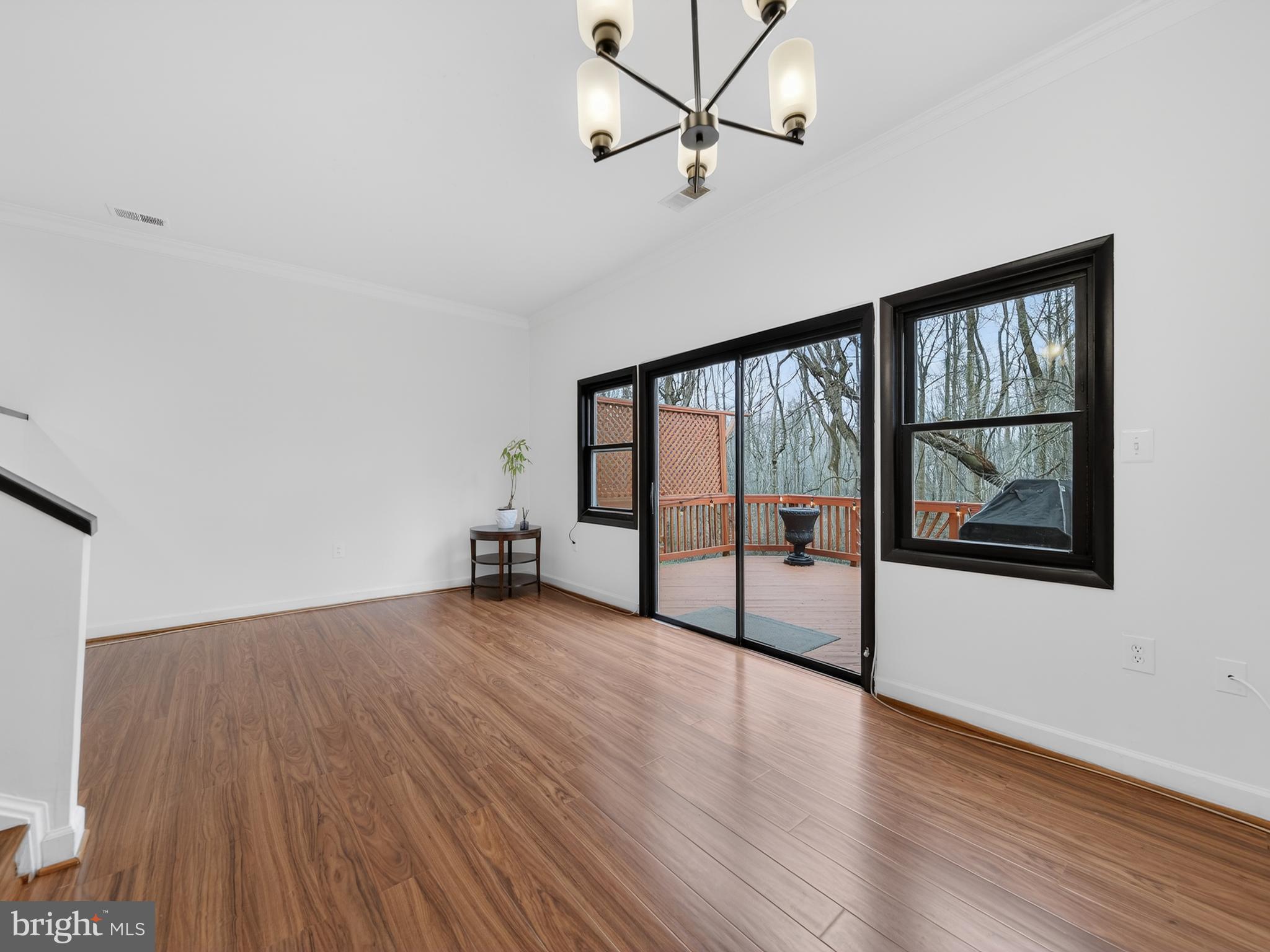 GREENFIELD FARM - Residential