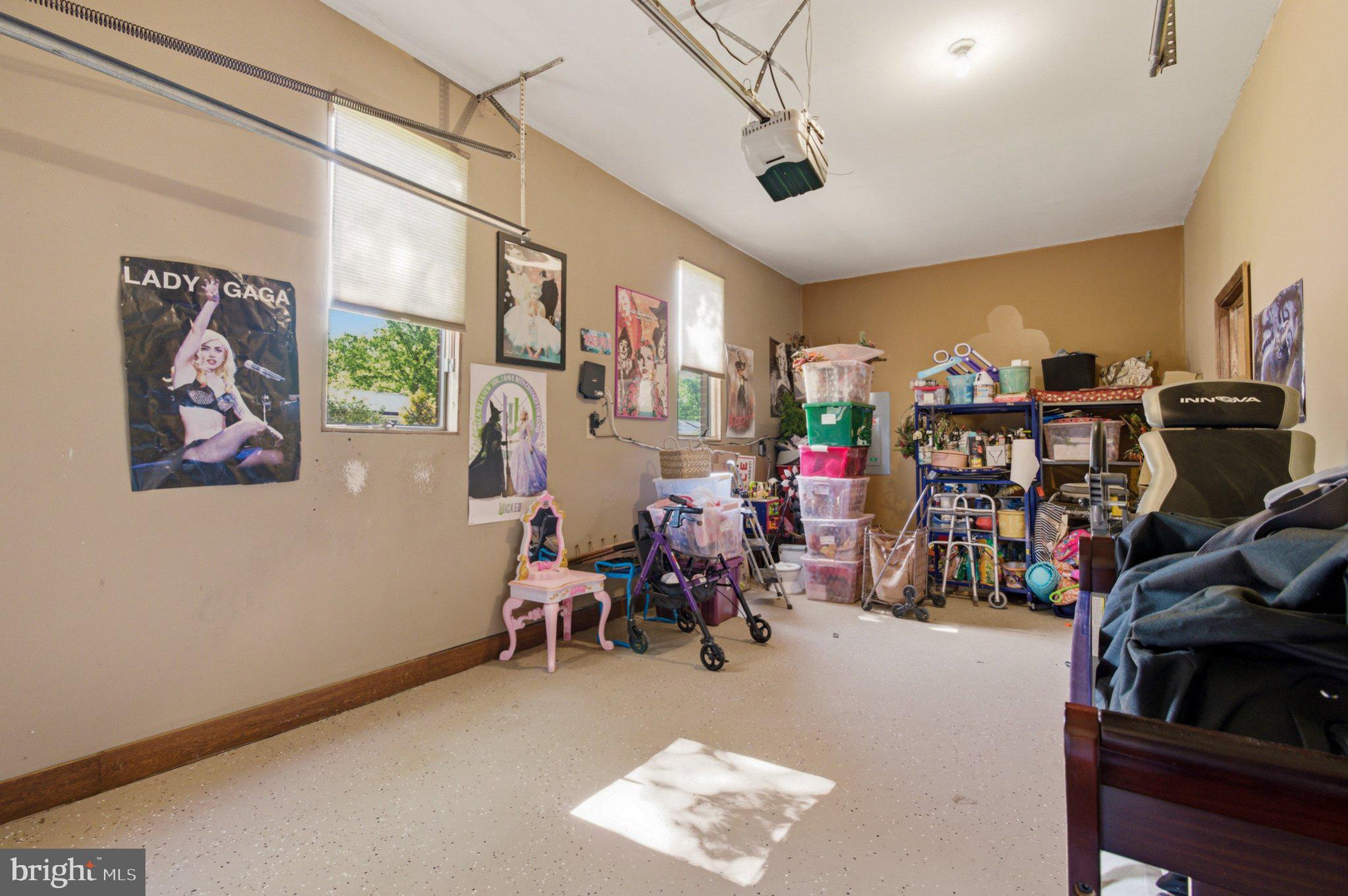 CHELTENHAM - Residential