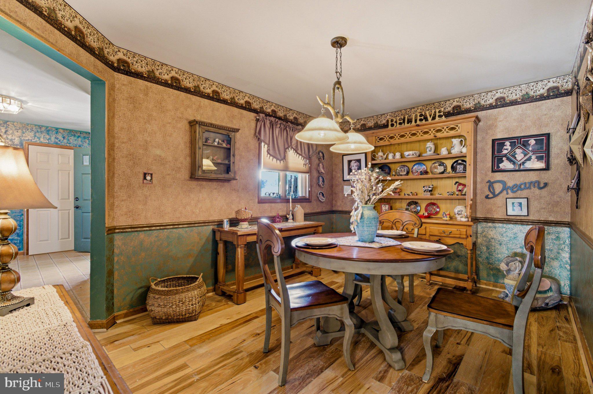 CHELTENHAM - Residential