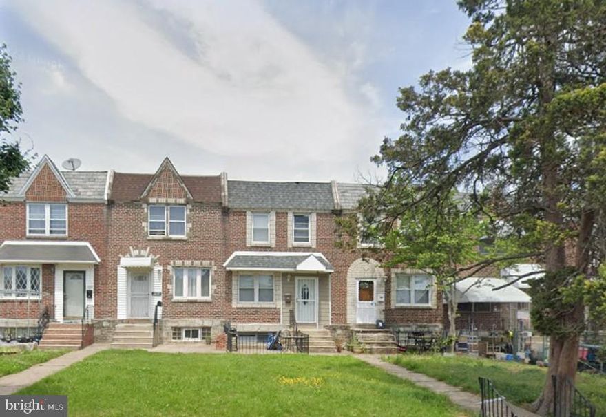 This 3 Bedroom, 1 Bath home in Castor Gardens includes a partially finished basement.  The home is corporate owned.  The property is occupied and cannot be shown.  Offers are to be made from exterior views only.  Please do not approach the occupant.  Please note that the owner does not accept PAR agreements of sale and all offers MUST be made on attached forms.  Forms must be notarized and if being purchased by an LLC, LLC documents must be included. Agents, please see agent remarks.