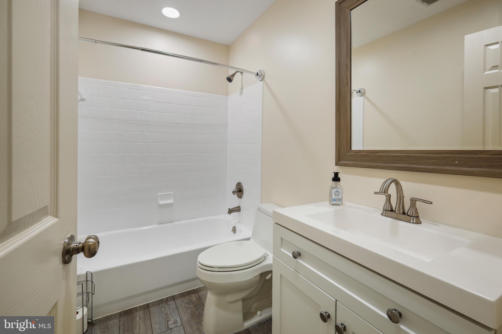 GINGERVILLE WOODS - Residential