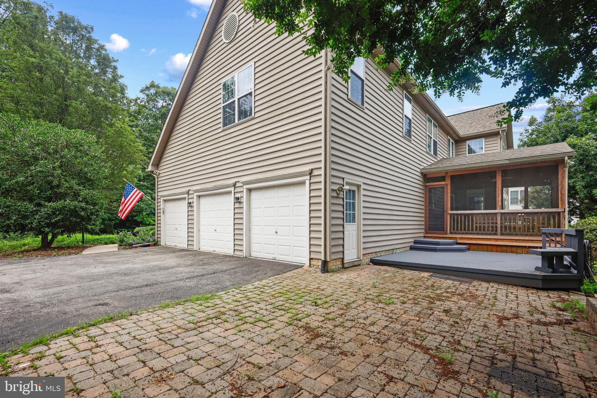 GINGERVILLE WOODS - Residential