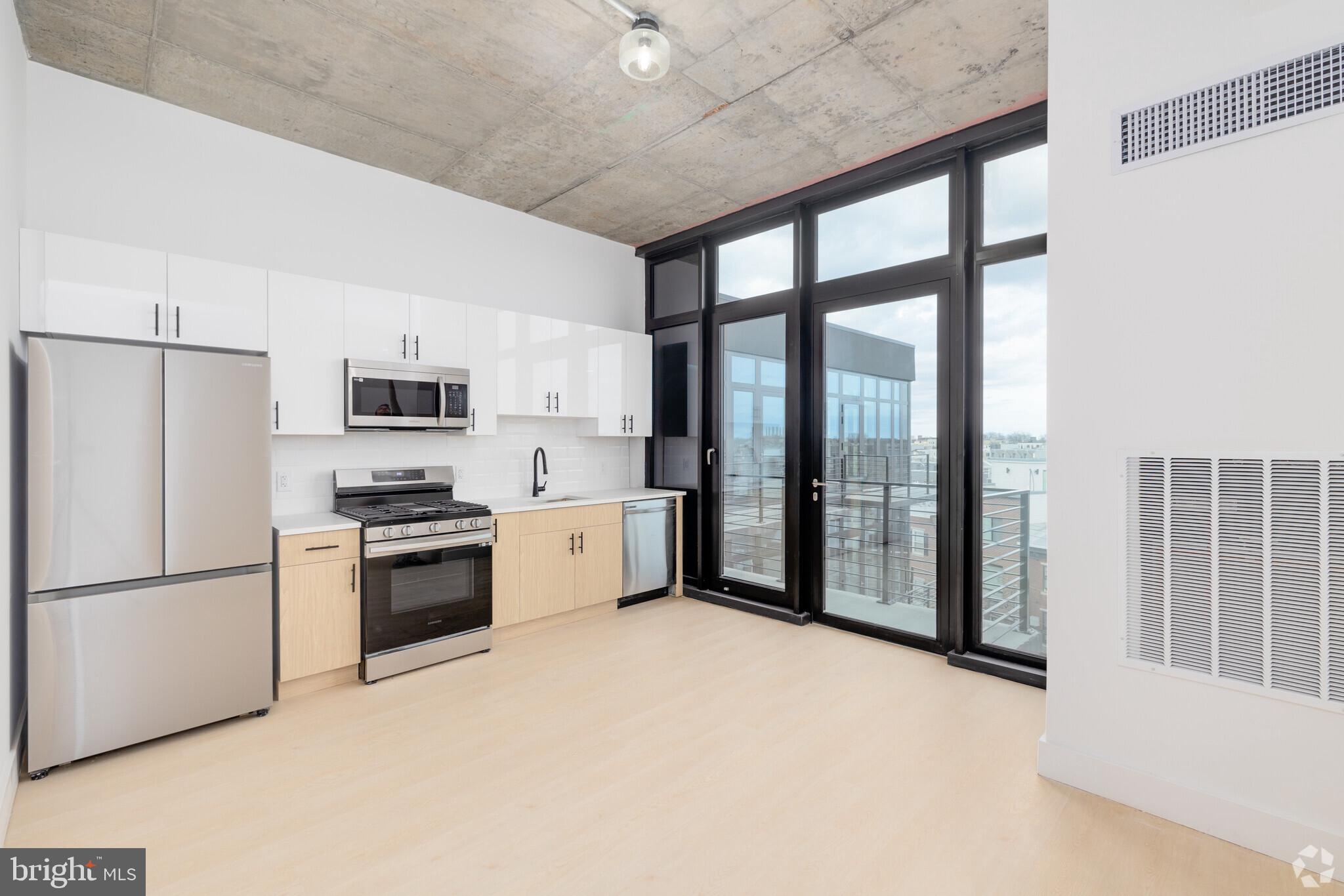 FISHTOWN - Residential Lease